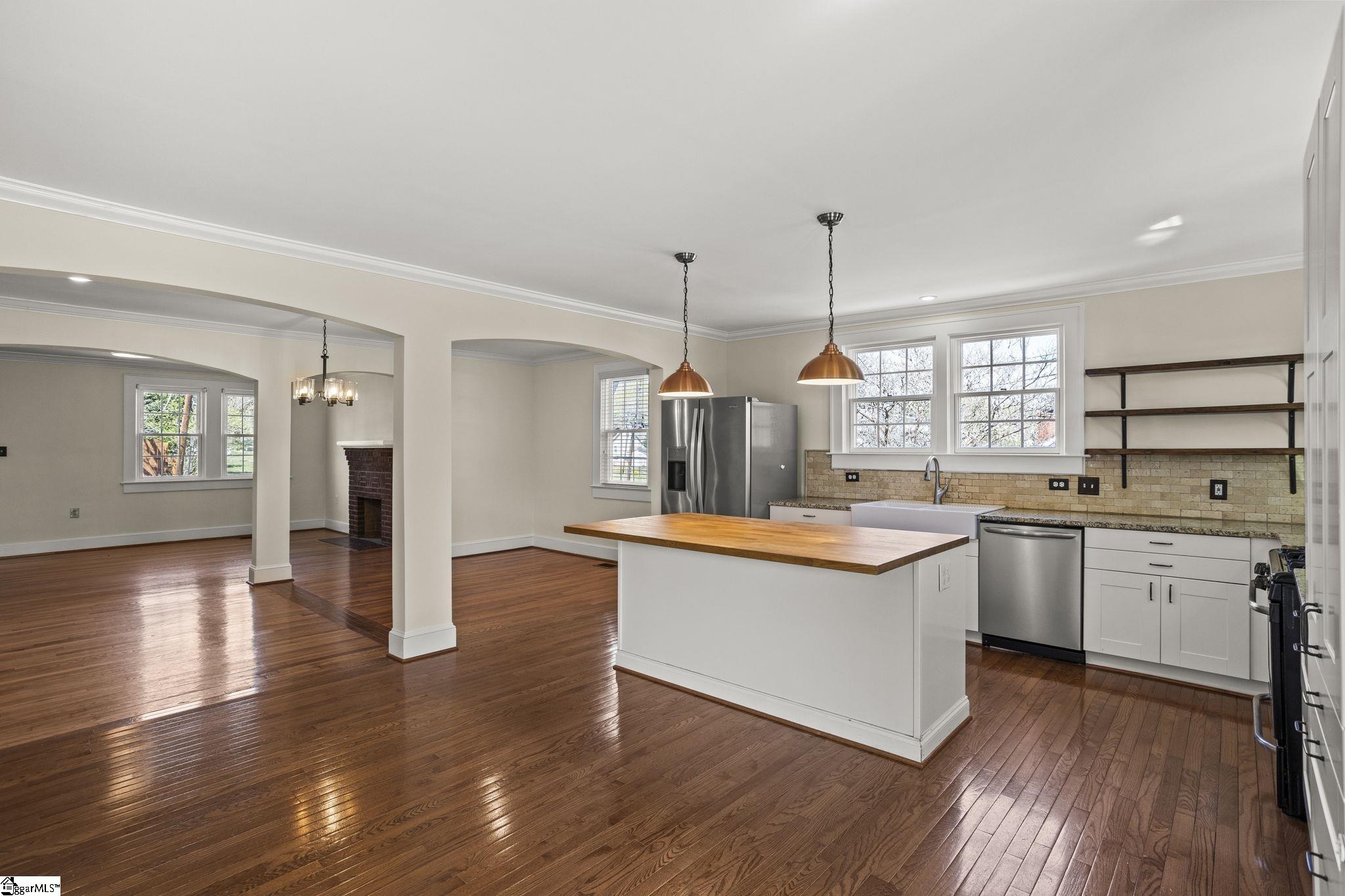 321 Ackley Road Greenville, SC 29607