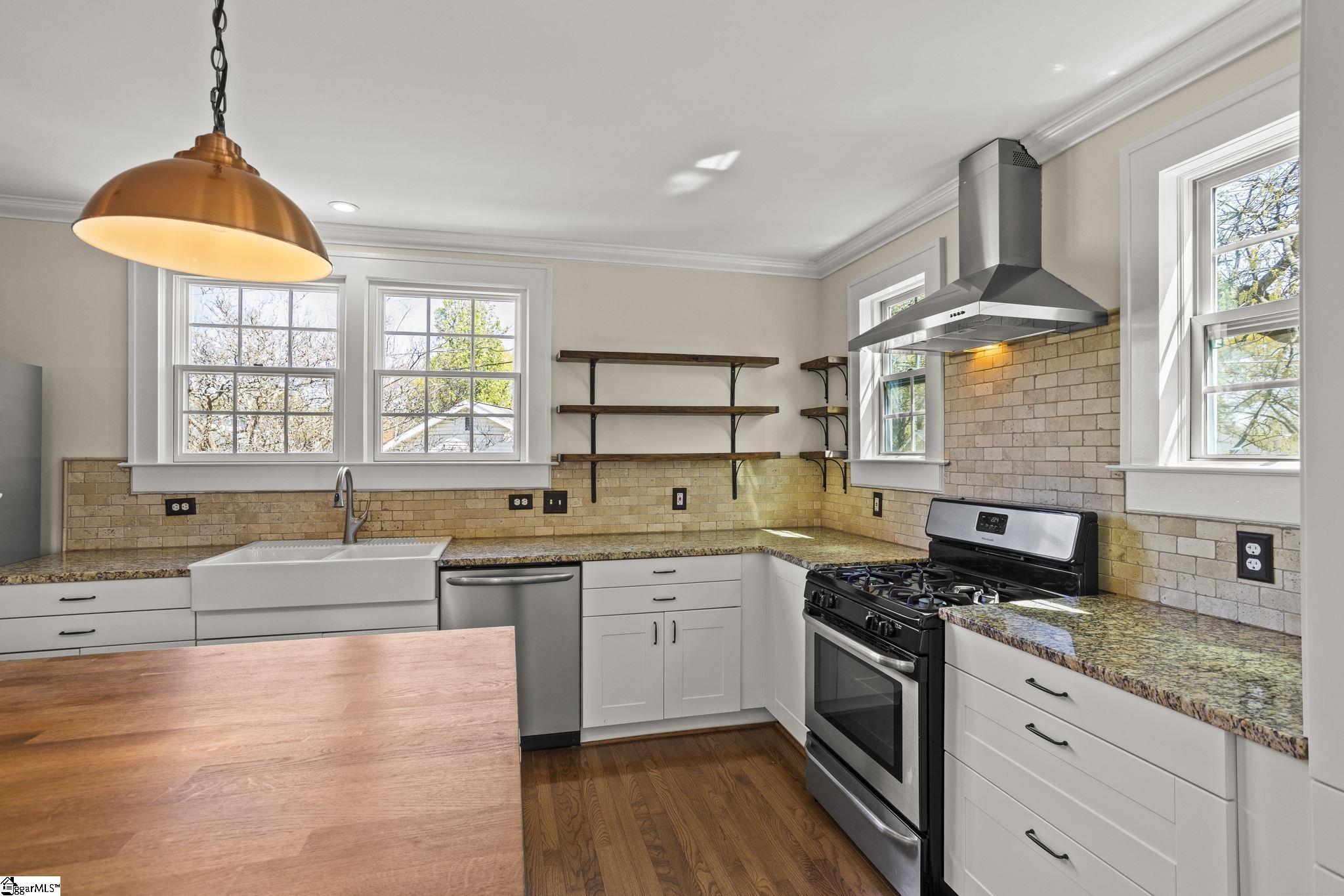 321 Ackley Road Greenville, SC 29607
