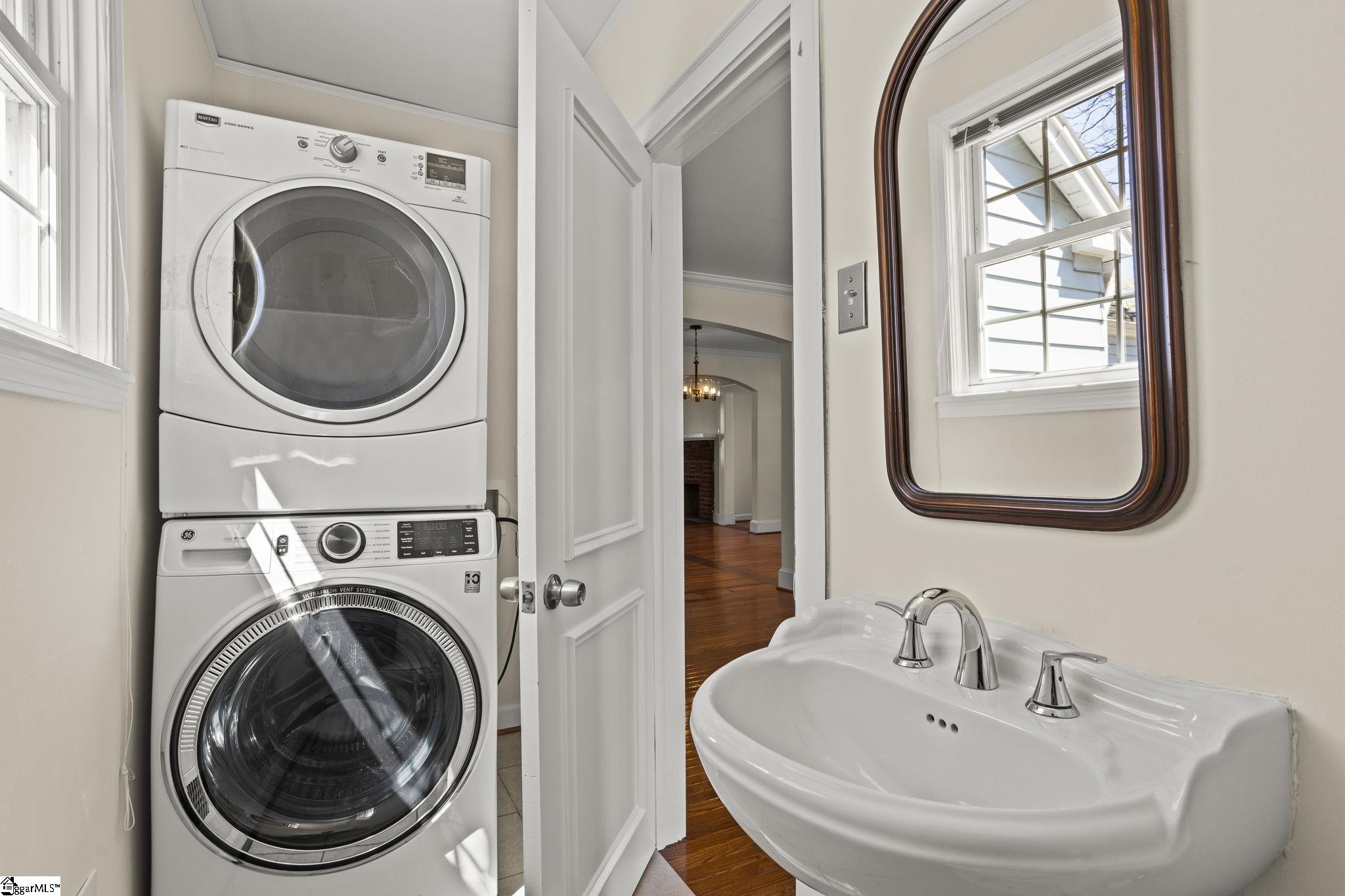 321 Ackley Road Greenville, SC 29607