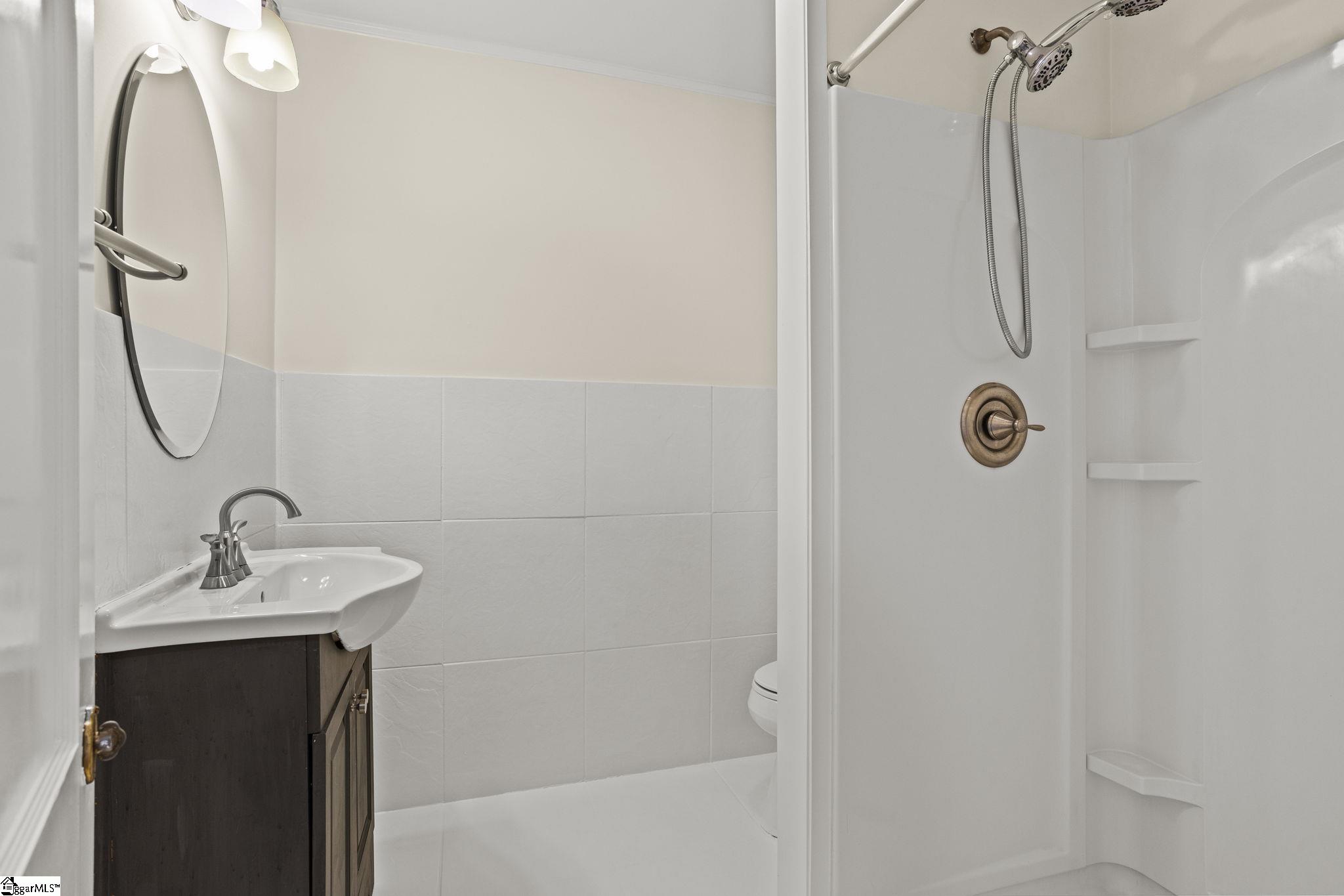 321 Ackley Road Greenville, SC 29607