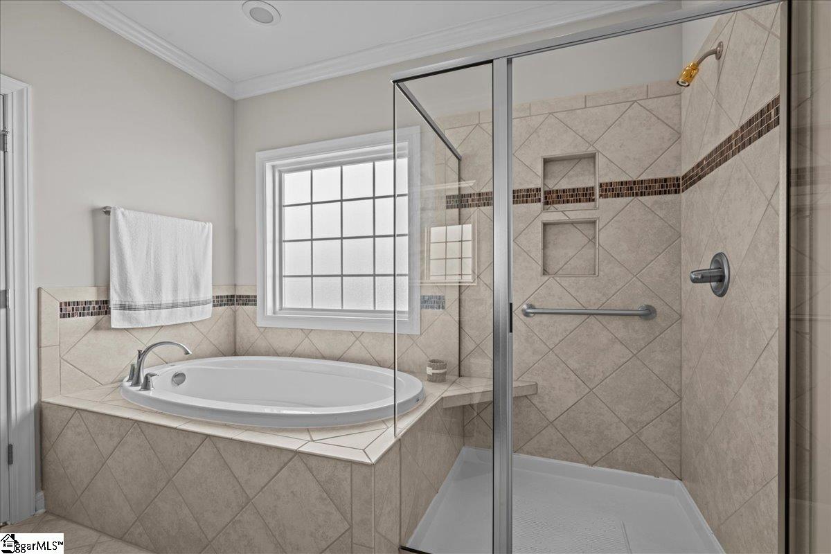 324 Crestgate Way Easley, SC 29642