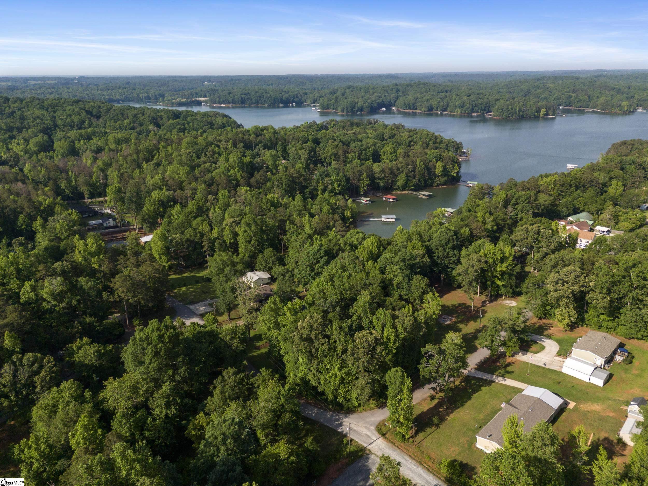N Davis Drive Fair Play, SC 29643