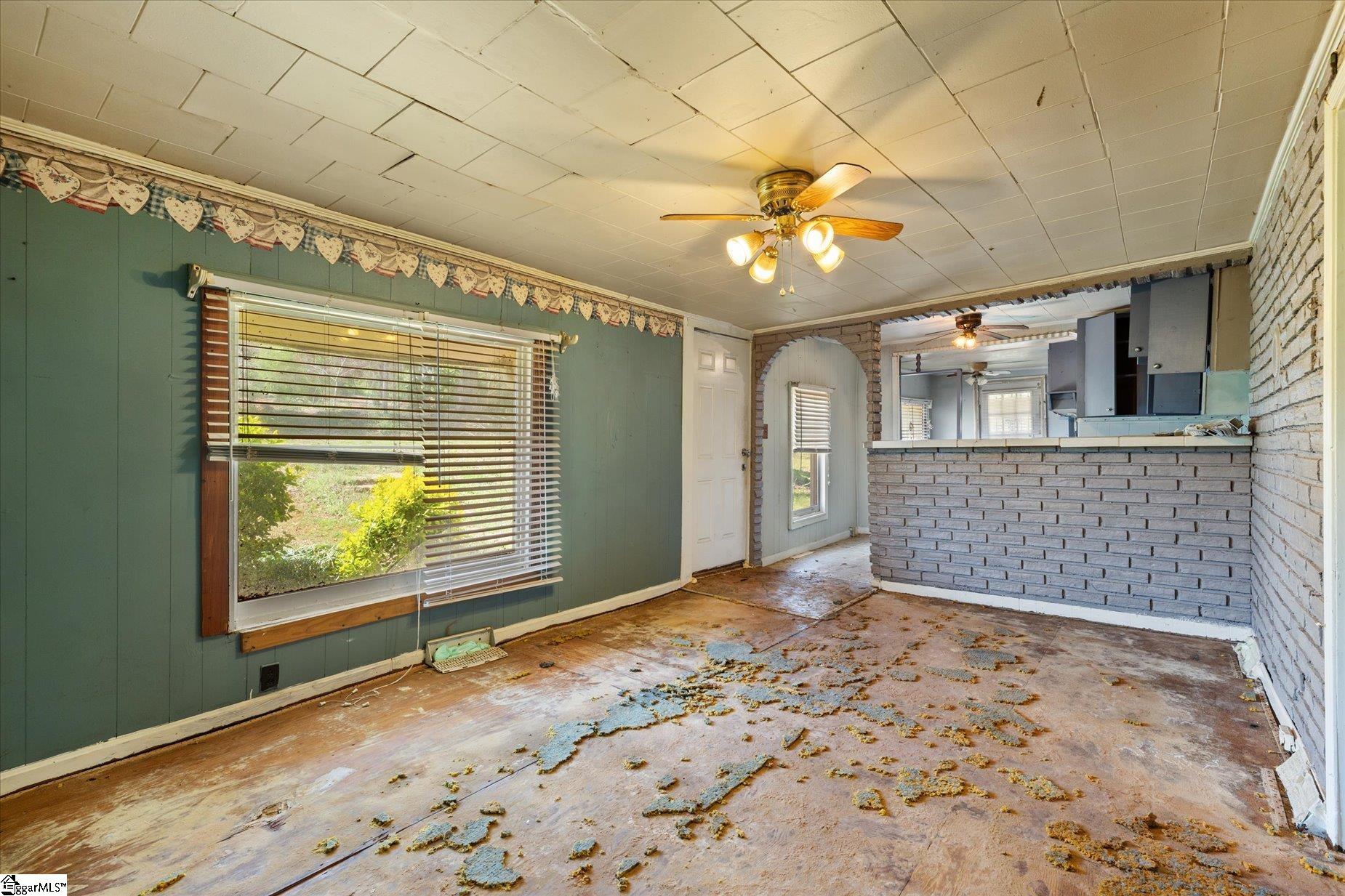 112 Latham Lane Easley, SC 29640