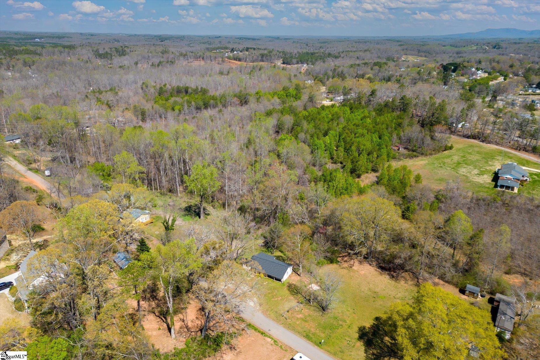 112 Latham Lane Easley, SC 29640