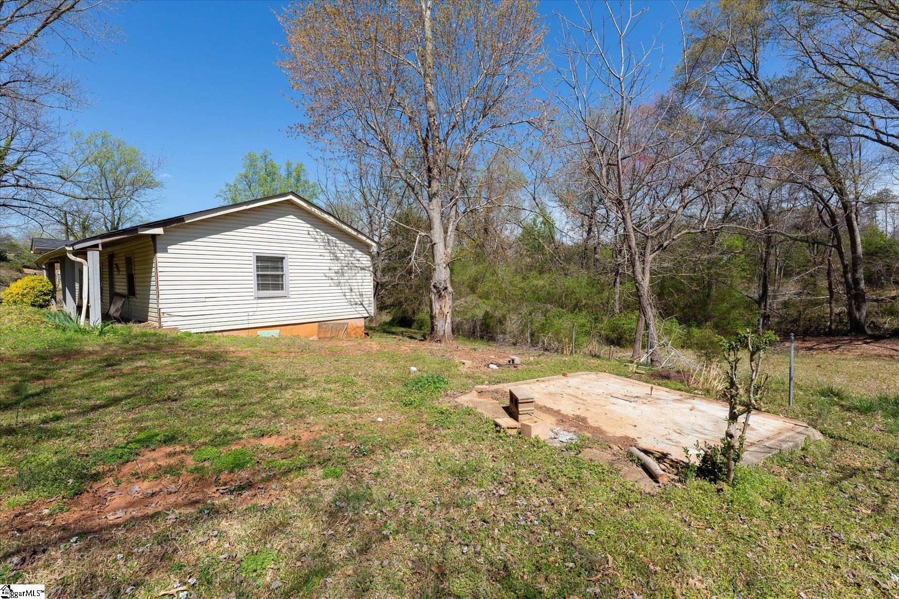 112 Latham Lane Easley, SC 29640