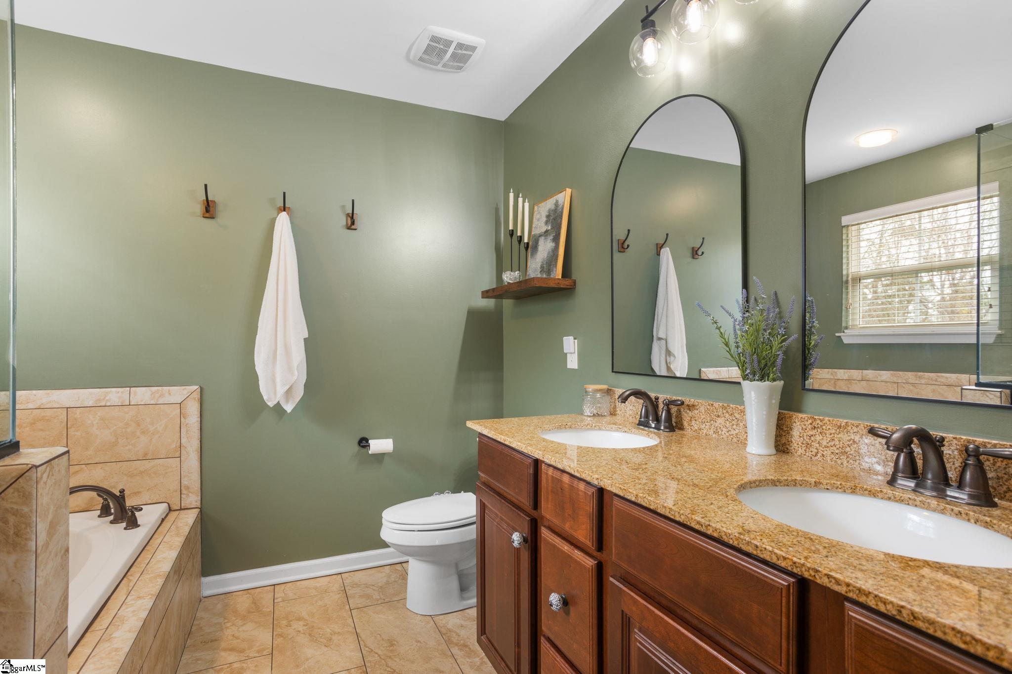 206 Shale Court Greenville, SC 29607-5081
