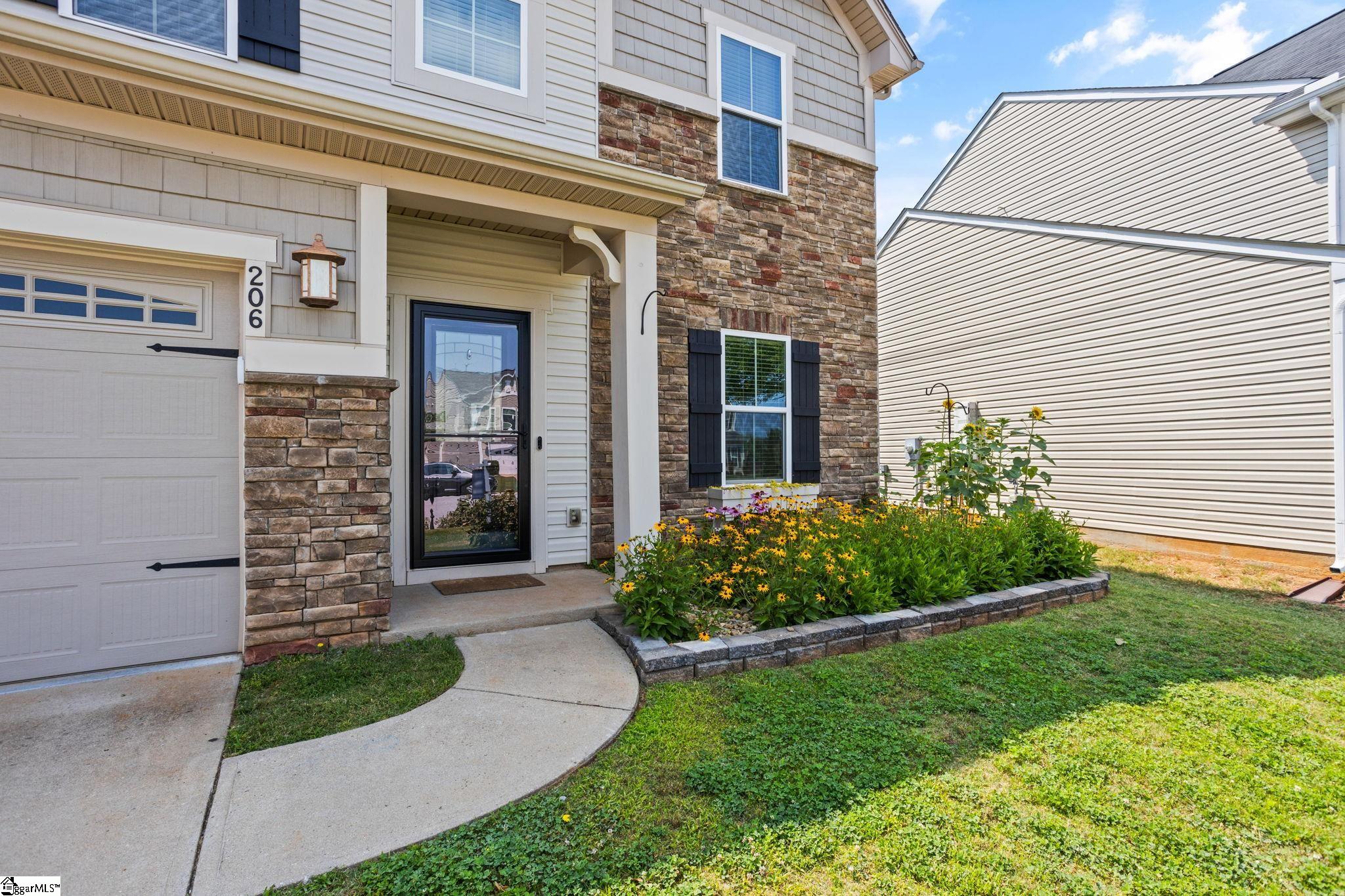 206 Shale Court Greenville, SC 29607-5081