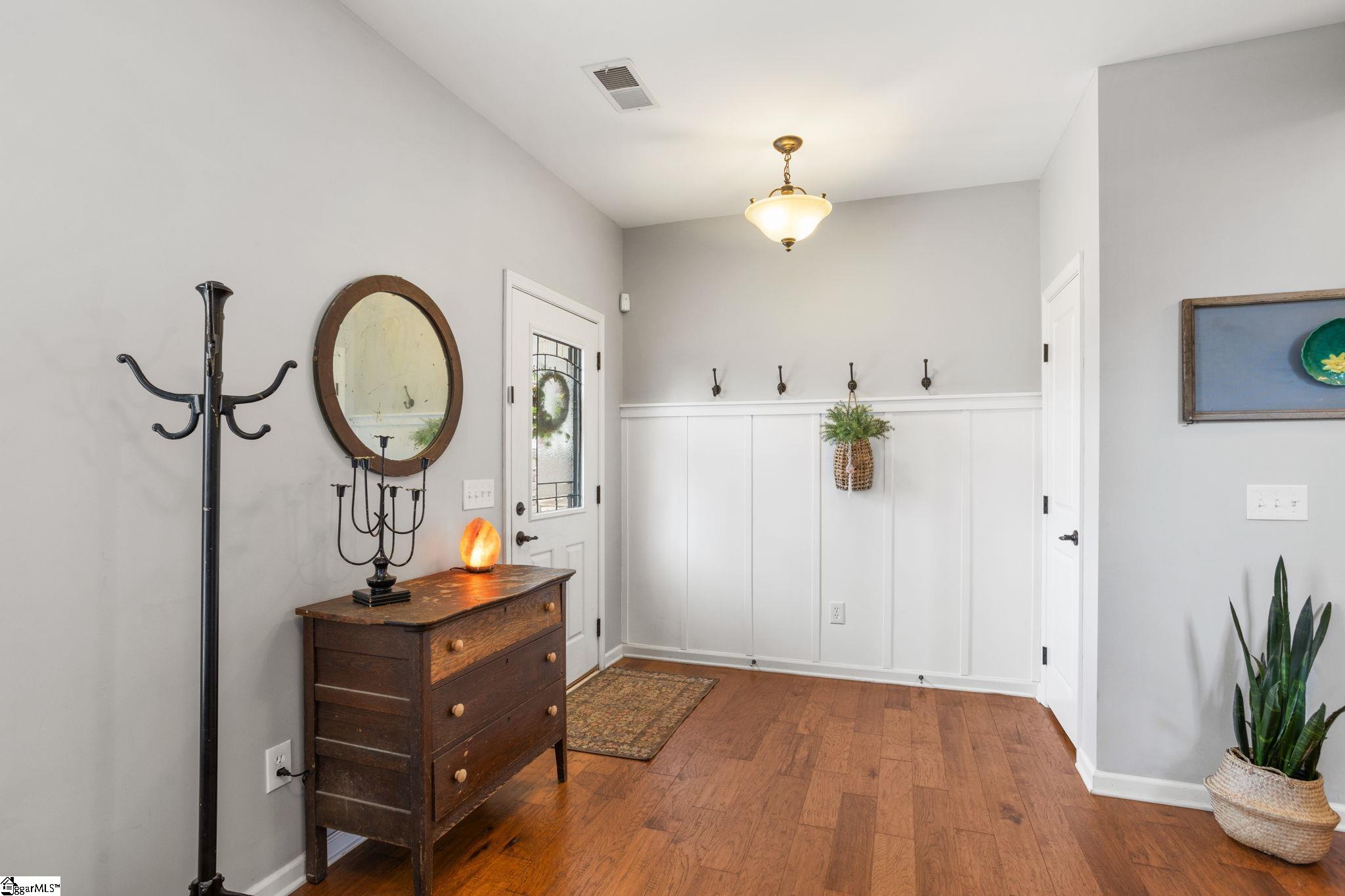206 Shale Court Greenville, SC 29607-5081