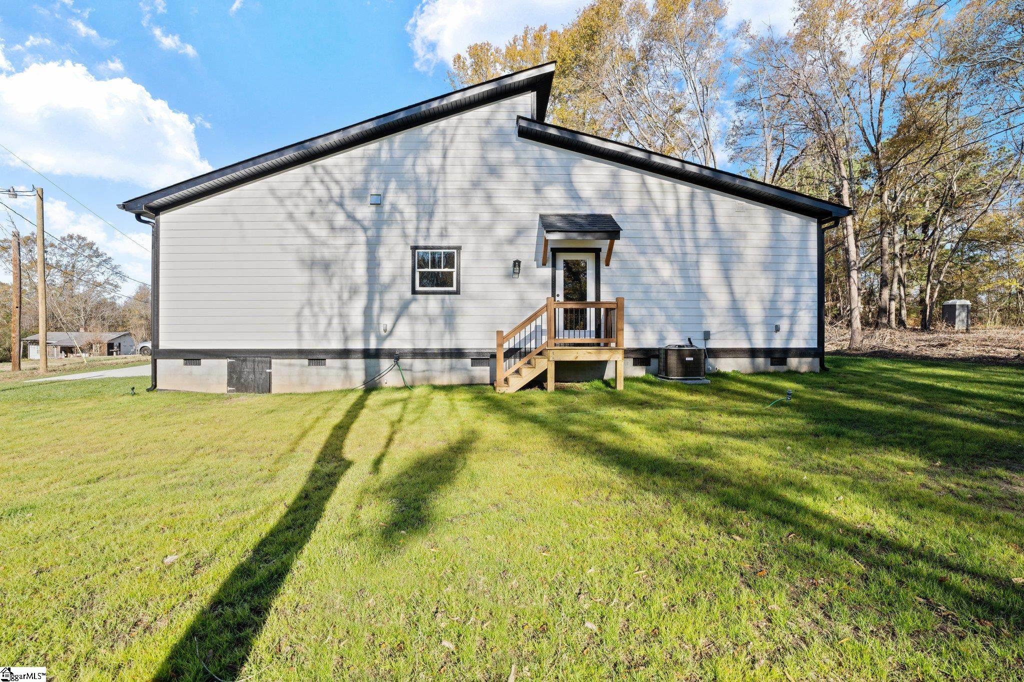 225 Cedar Street Woodruff, SC 29388