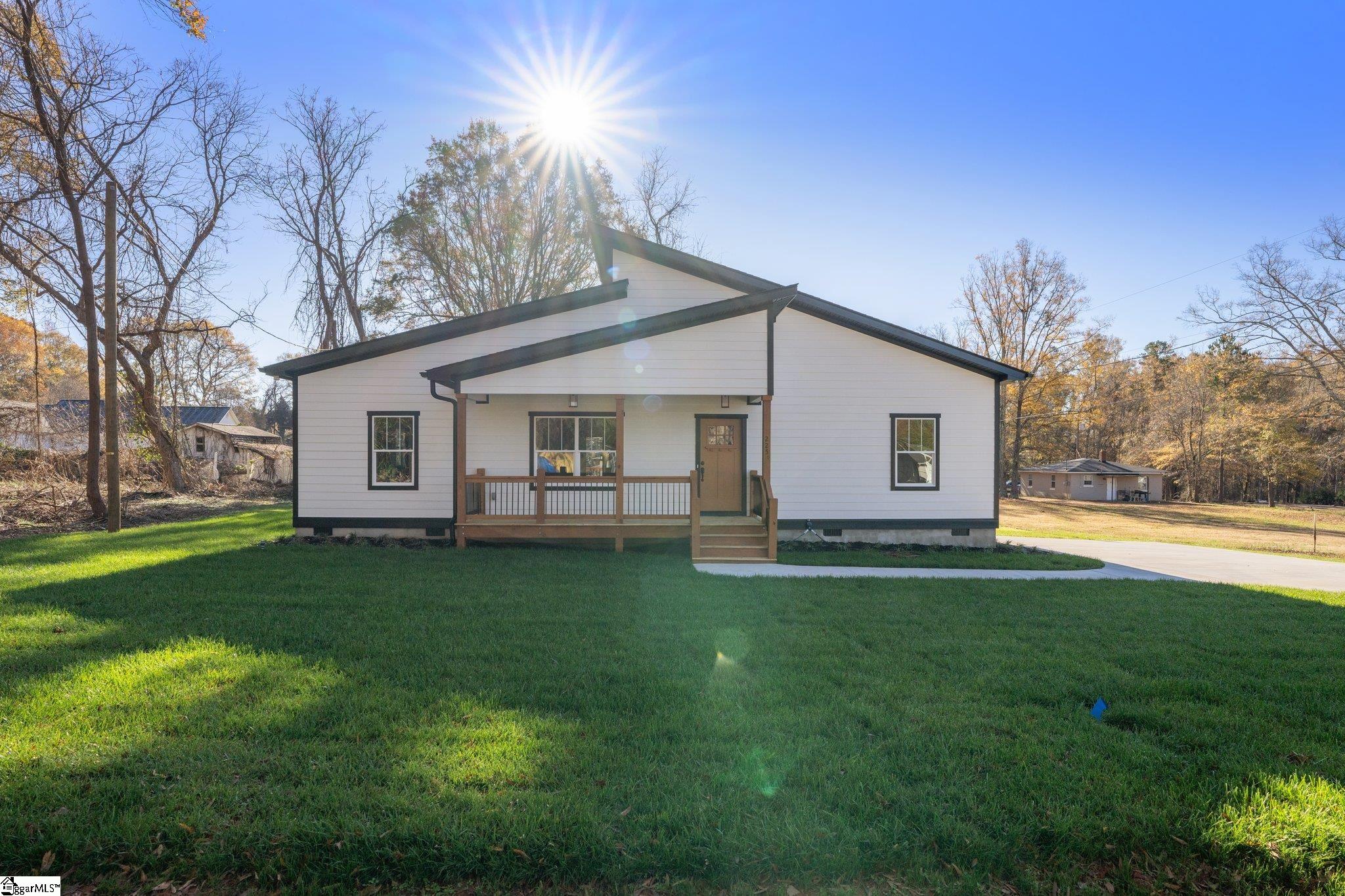 225 Cedar Street Woodruff, SC 29388