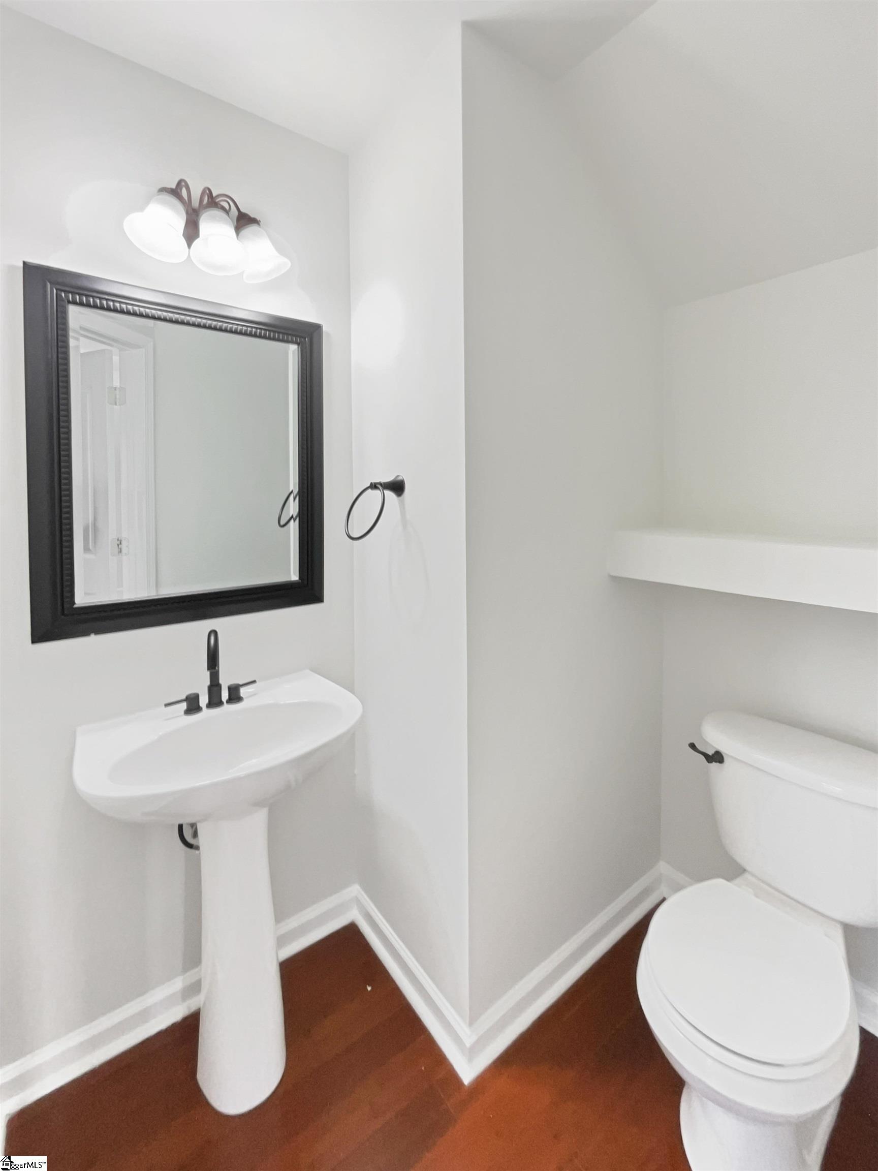 103 Nut Leaf Lane Greenville, SC 29605