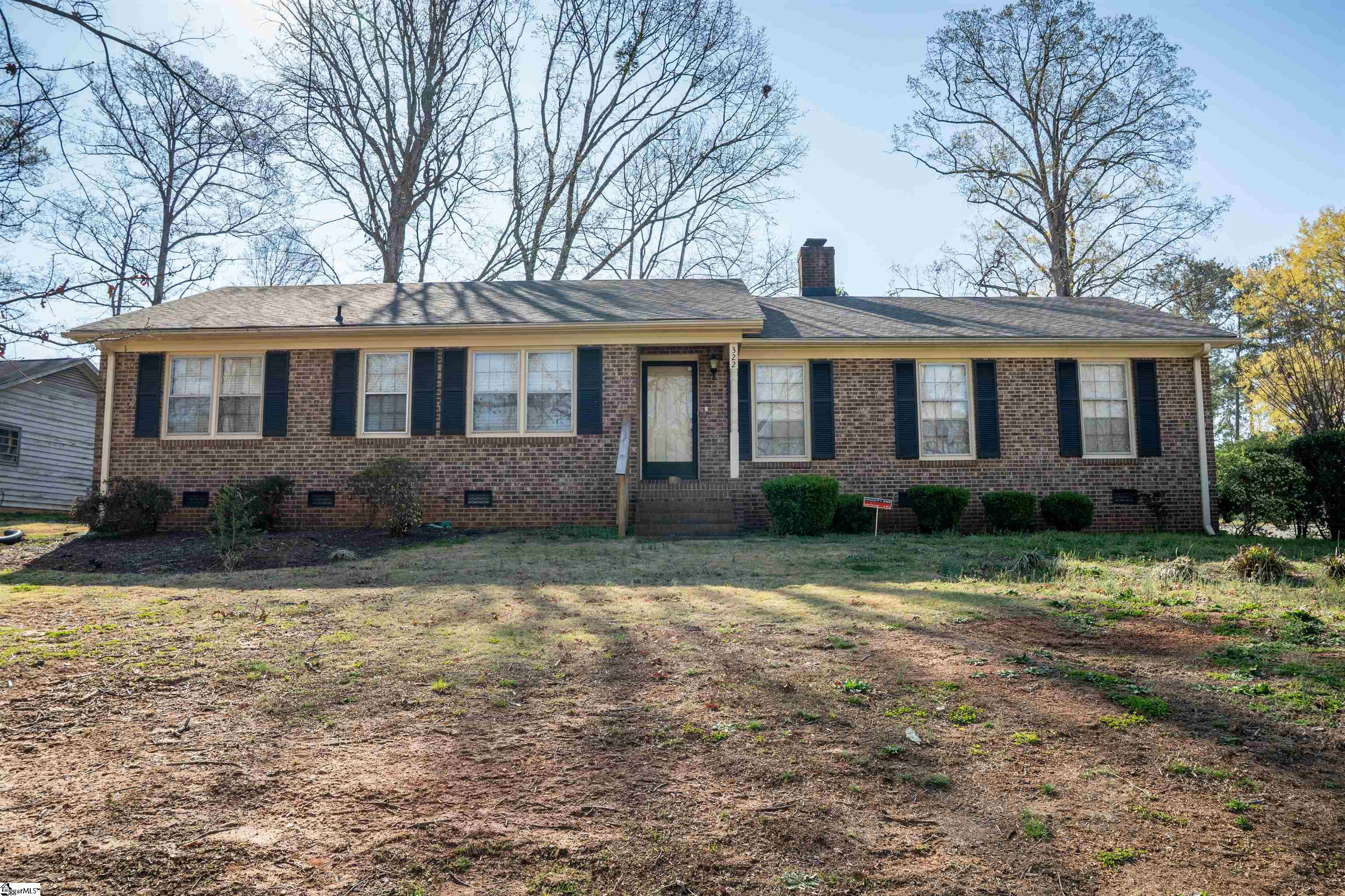 322 Seven Oaks Lane Spartanburg, SC 29301