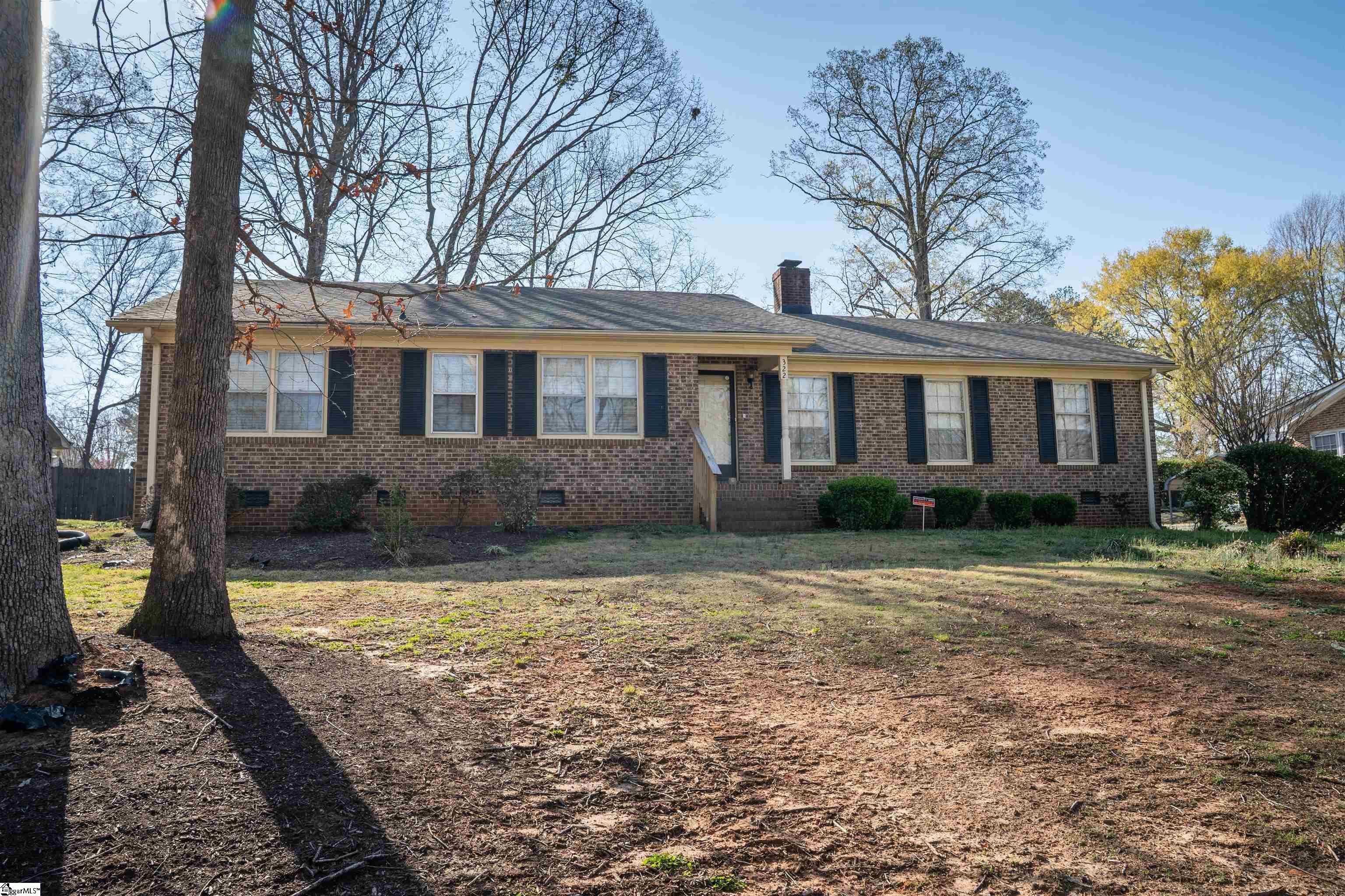 322 Seven Oaks Lane Spartanburg, SC 29301
