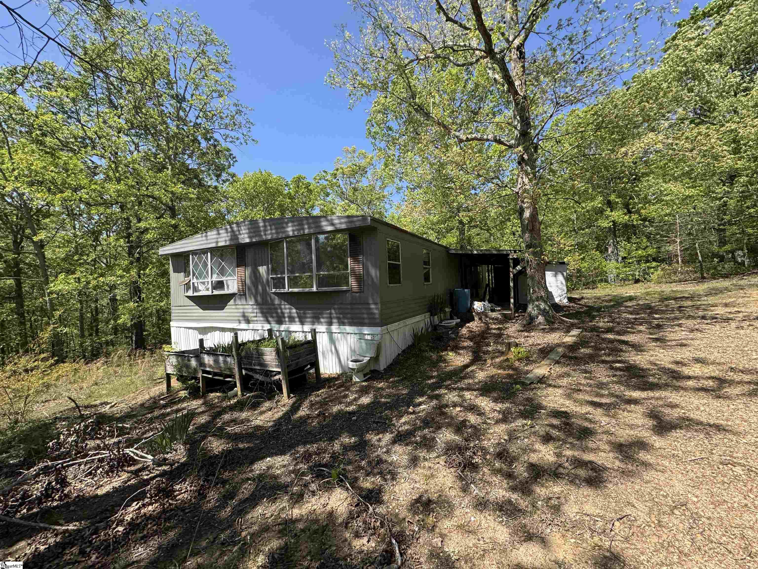 13352 Highway 76 Gray Court, SC 29645