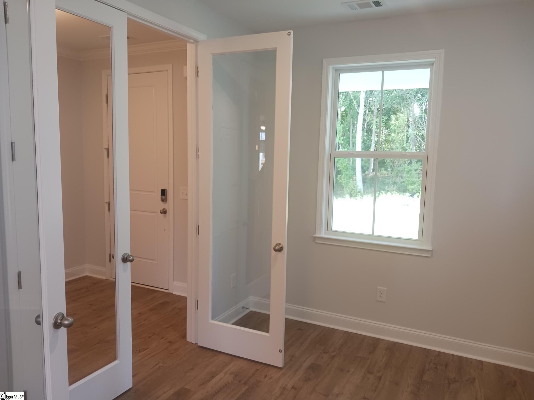 214 Nicolet Drive Simpsonville, SC 29681