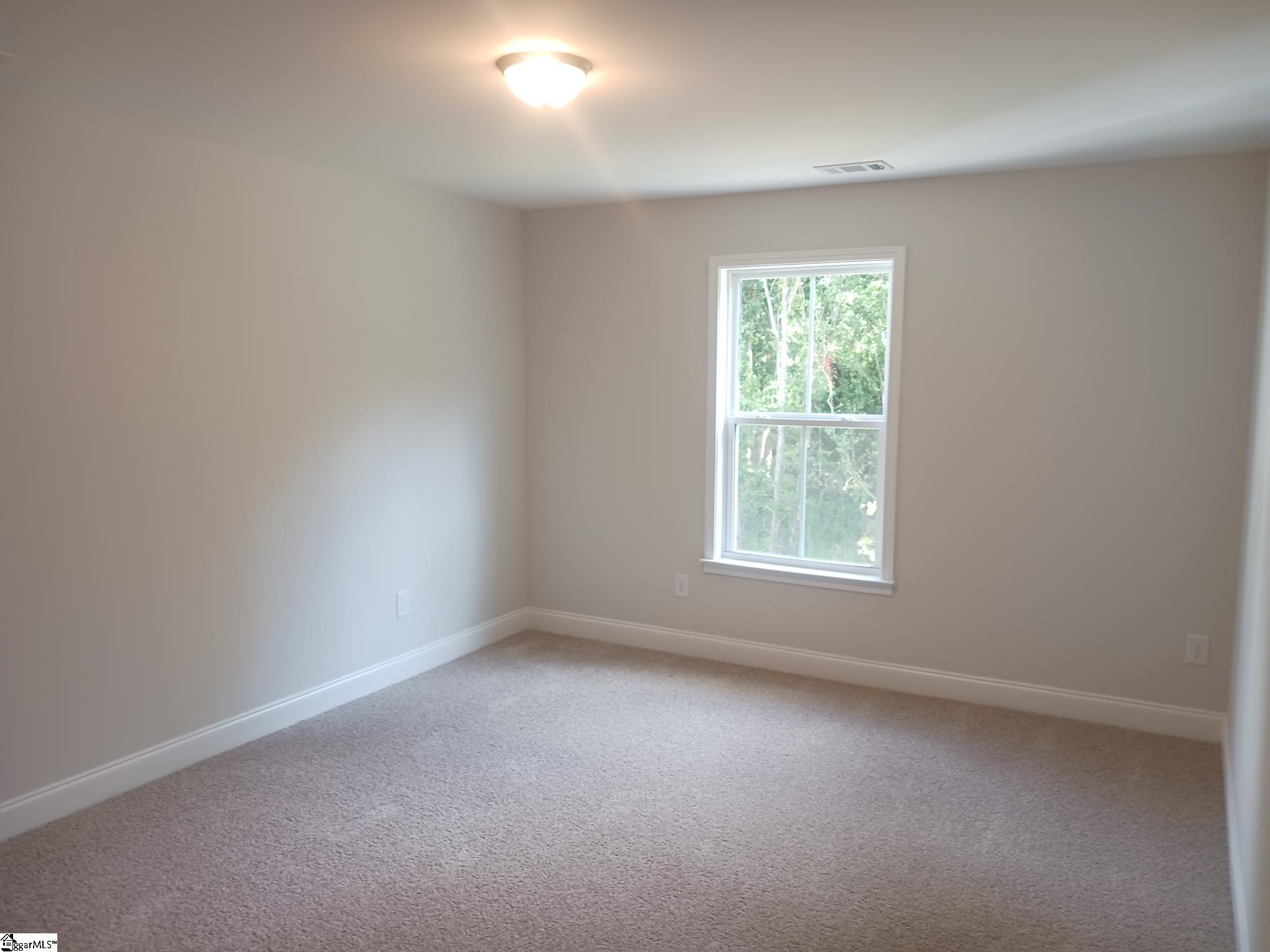214 Nicolet Drive Simpsonville, SC 29681