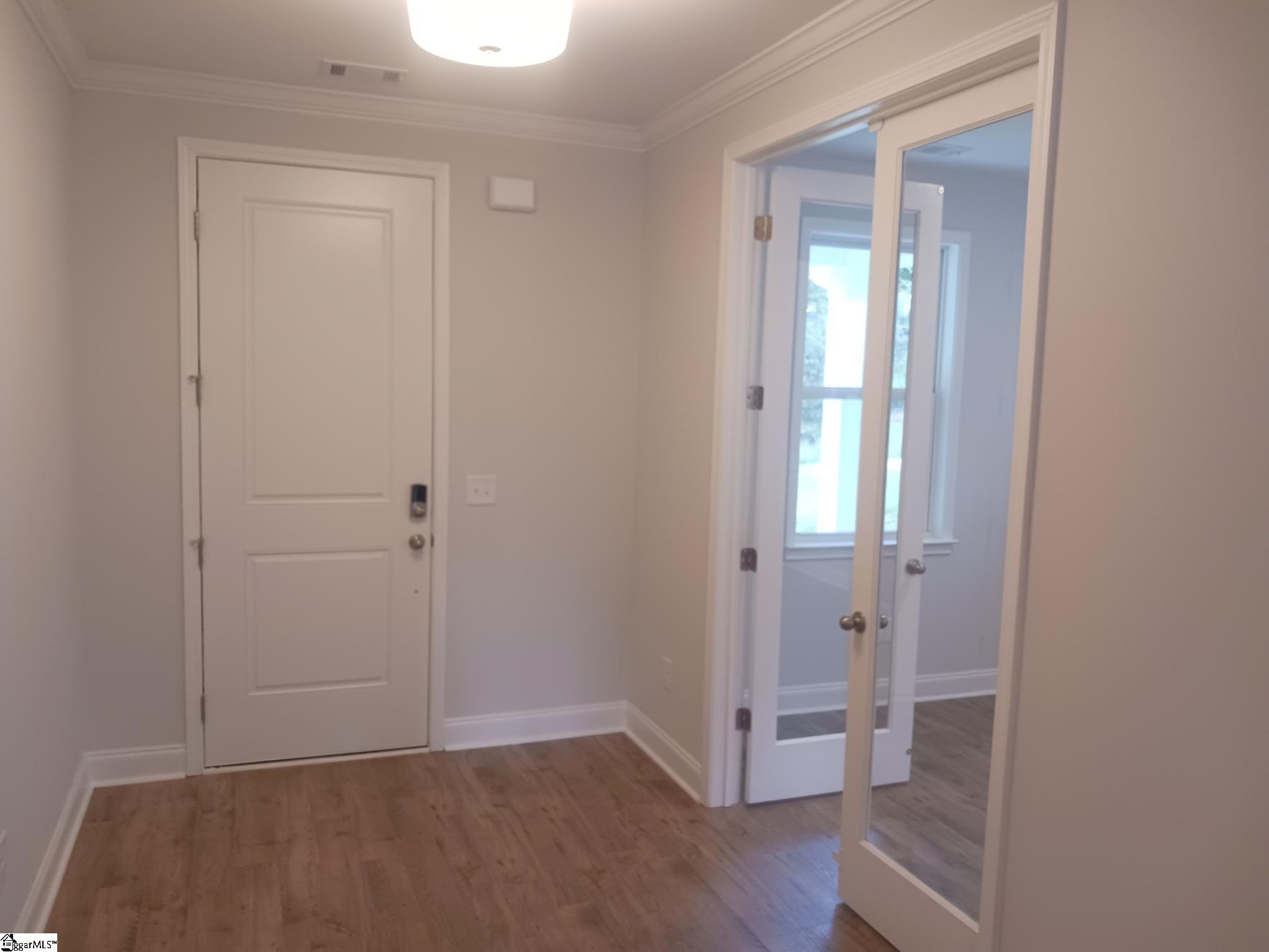 214 Nicolet Drive Simpsonville, SC 29681