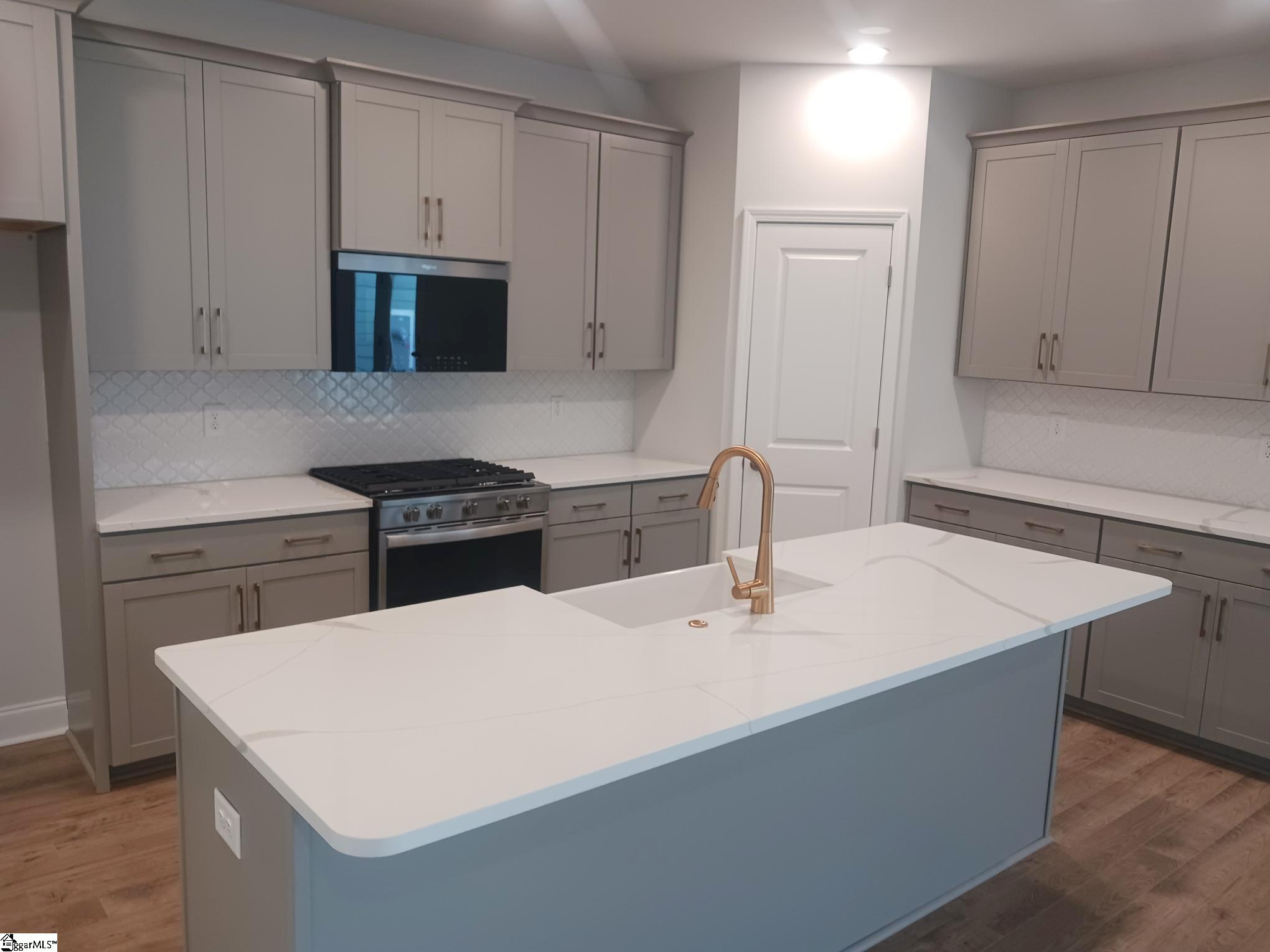 214 Nicolet Drive Simpsonville, SC 29681