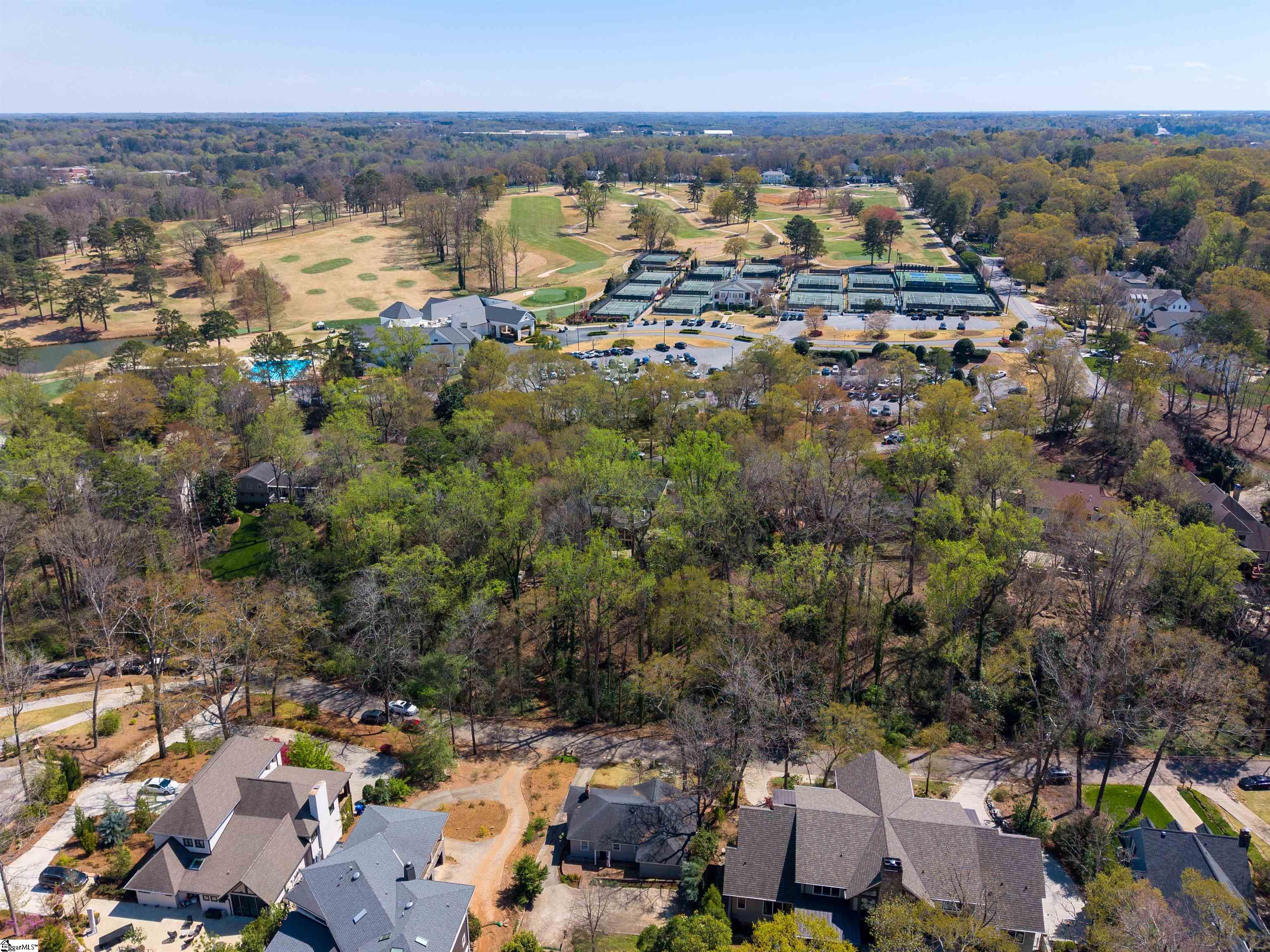31 Rock Creek Drive Greenville, SC 29605