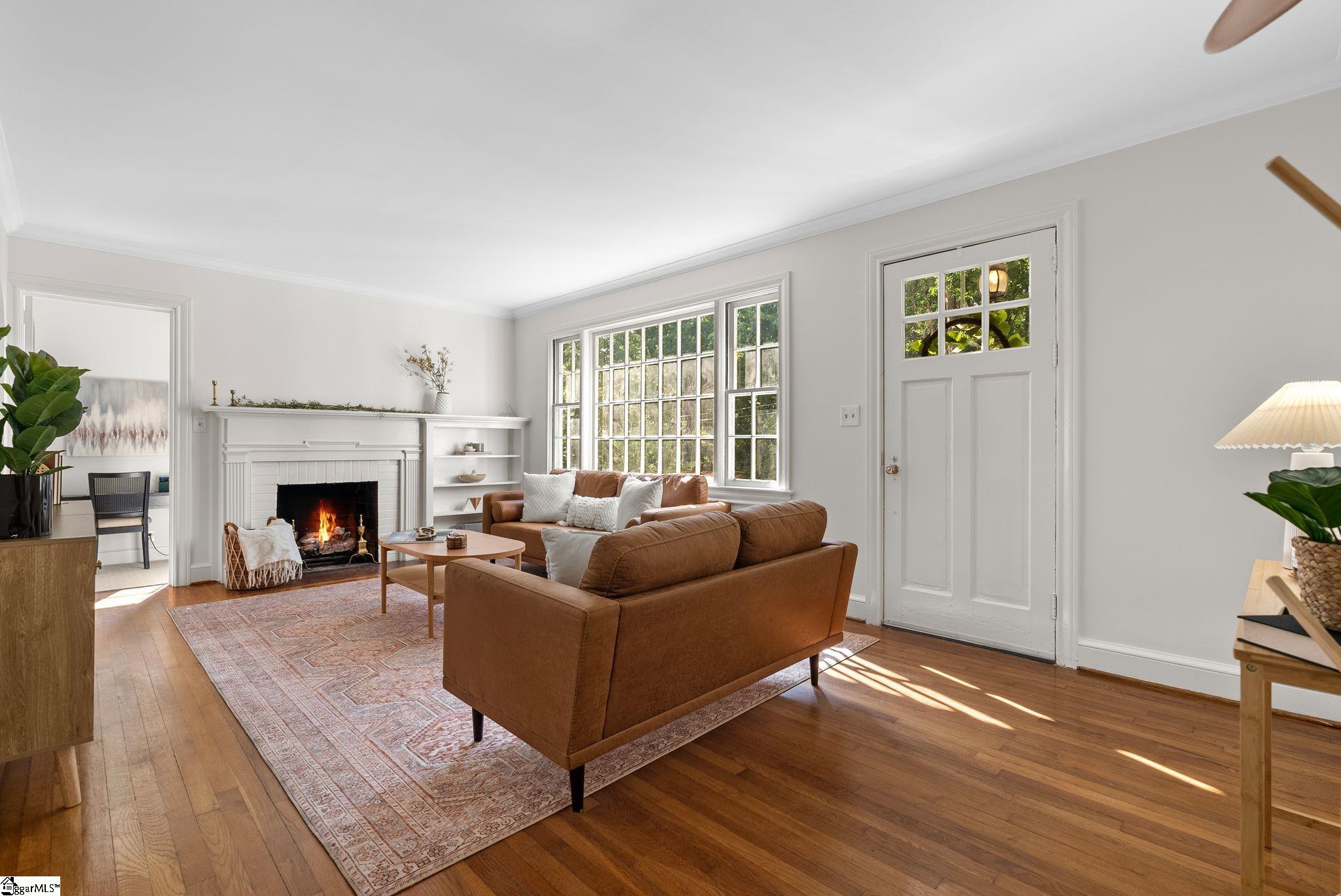 31 Rock Creek Drive Greenville, SC 29605