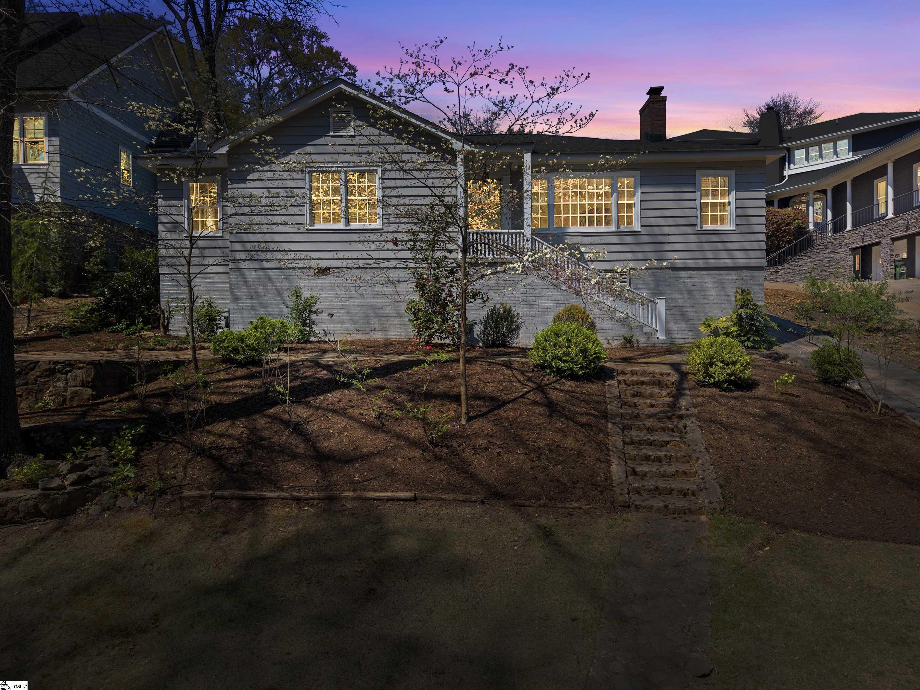 31 Rock Creek Drive Greenville, SC 29605