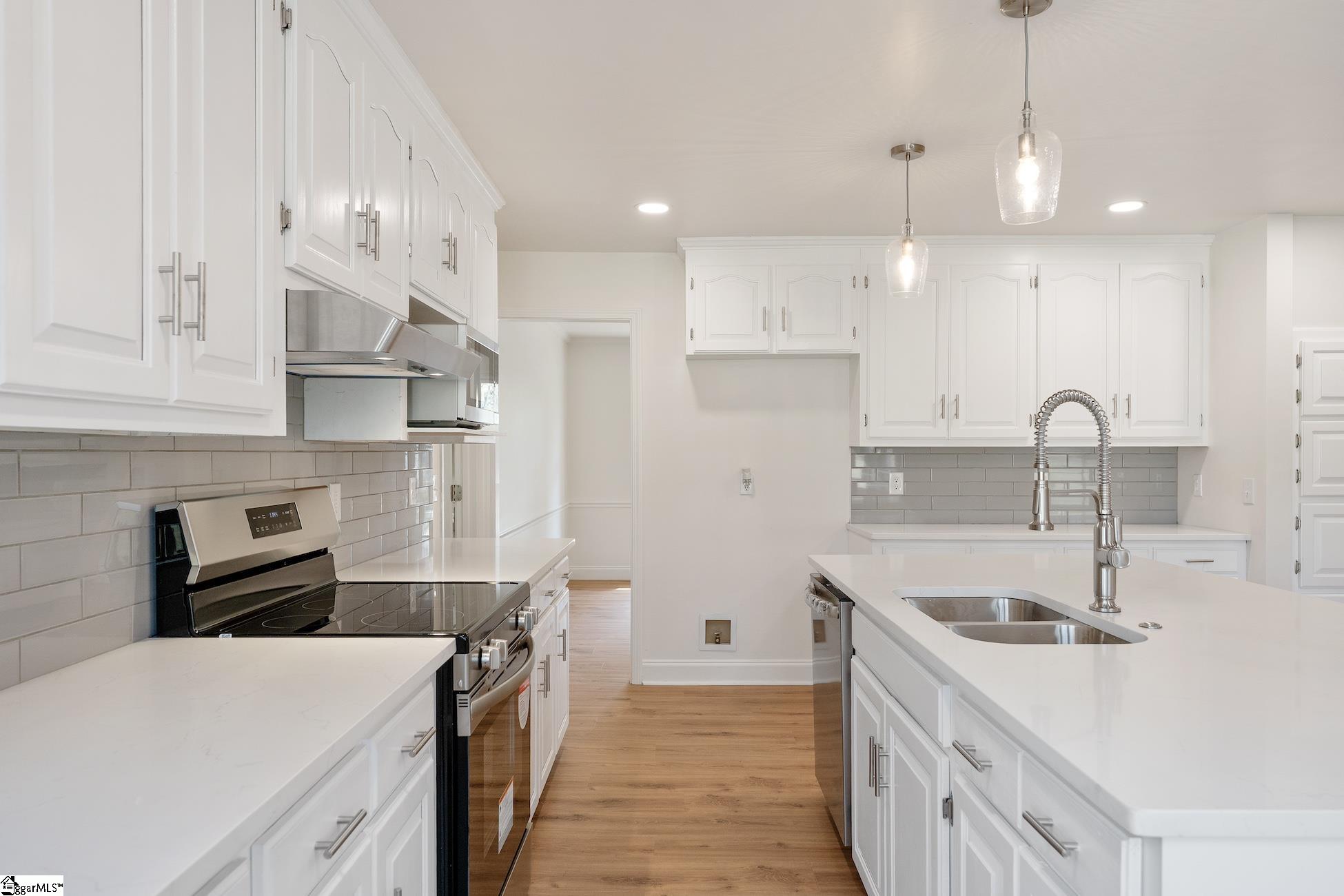 216 Holly Ridge Drive Anderson, SC 29621