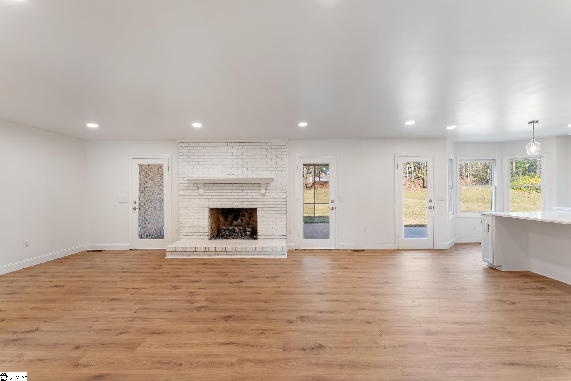 216 Holly Ridge Drive Anderson, SC 29621