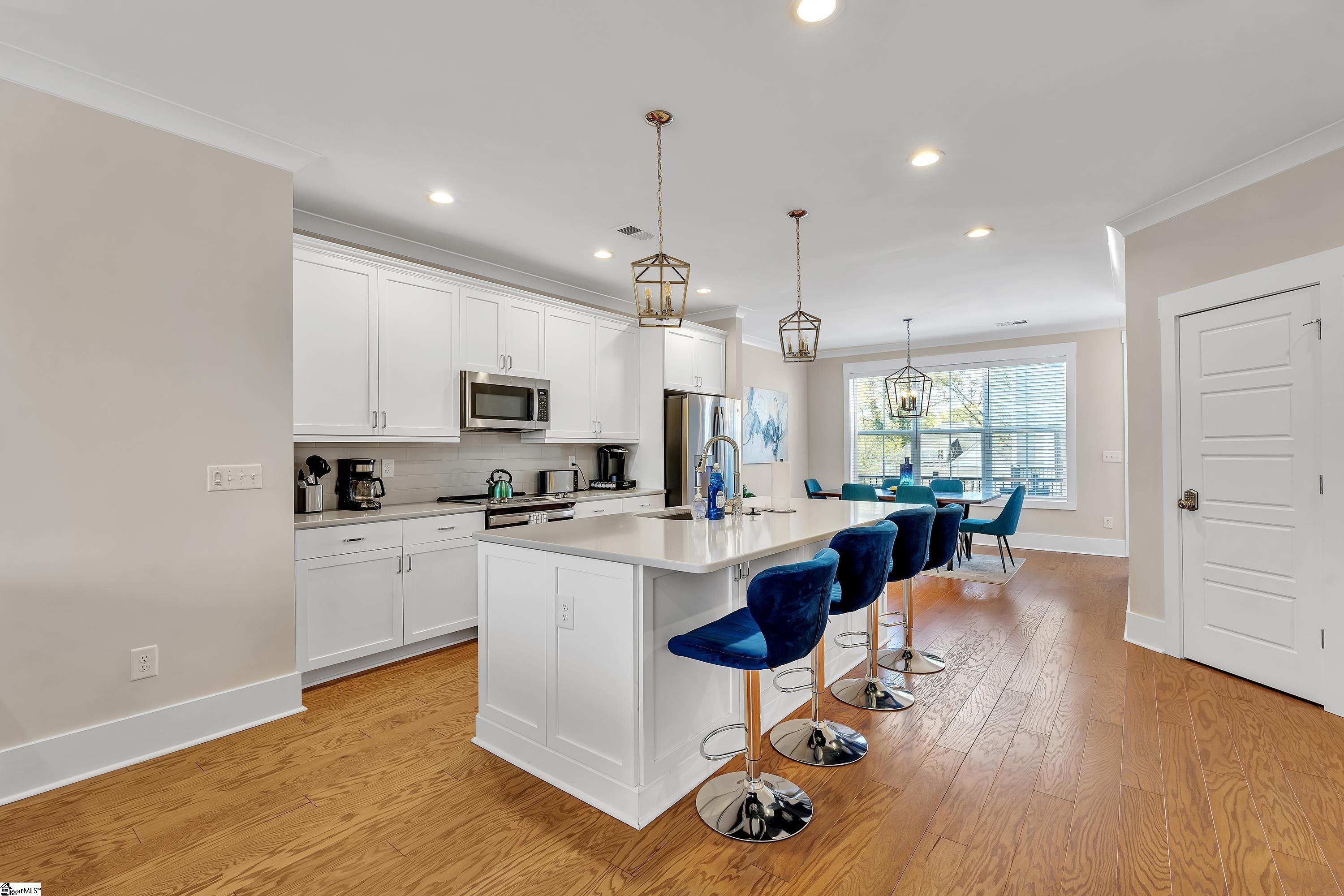 307 Pete Hollis Boulevard Greenville, SC 29601