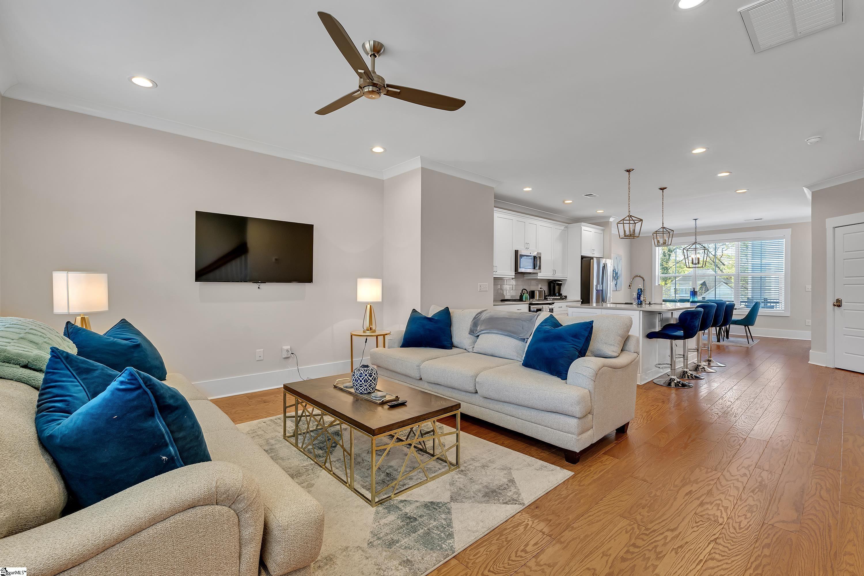307 Pete Hollis Boulevard Greenville, SC 29601