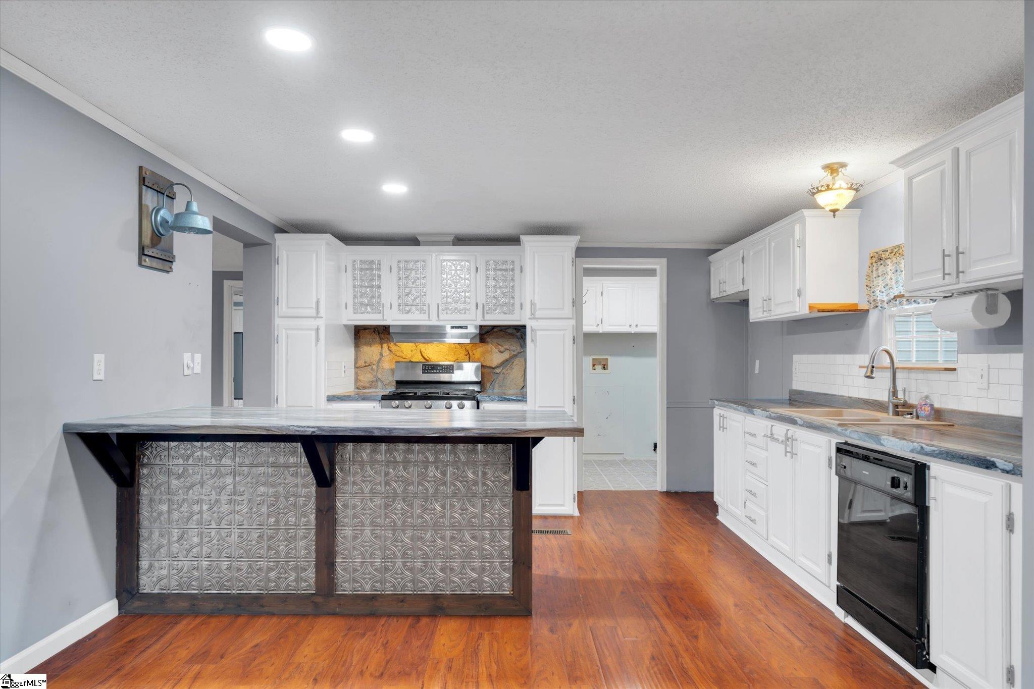 217 McCall Road Simpsonville, SC 29680-6340