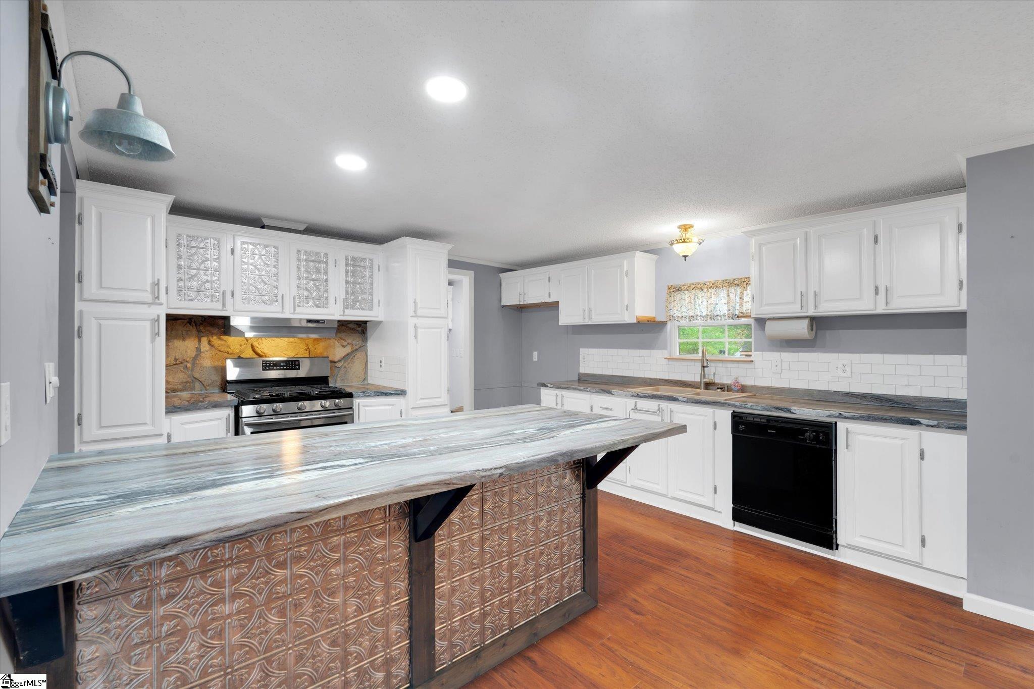 217 McCall Road Simpsonville, SC 29680-6340