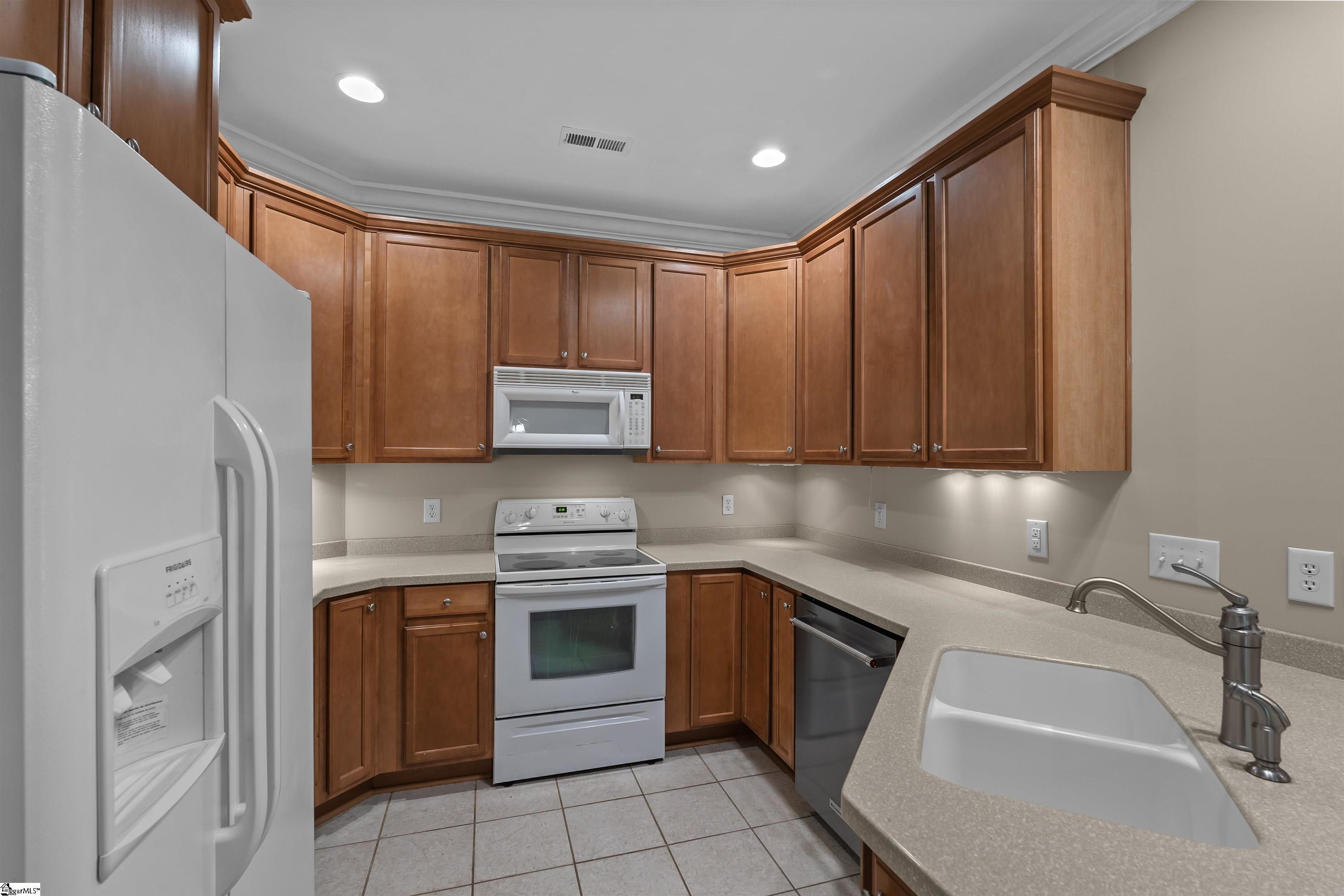 204 Steepleton Way Seneca, SC 29672