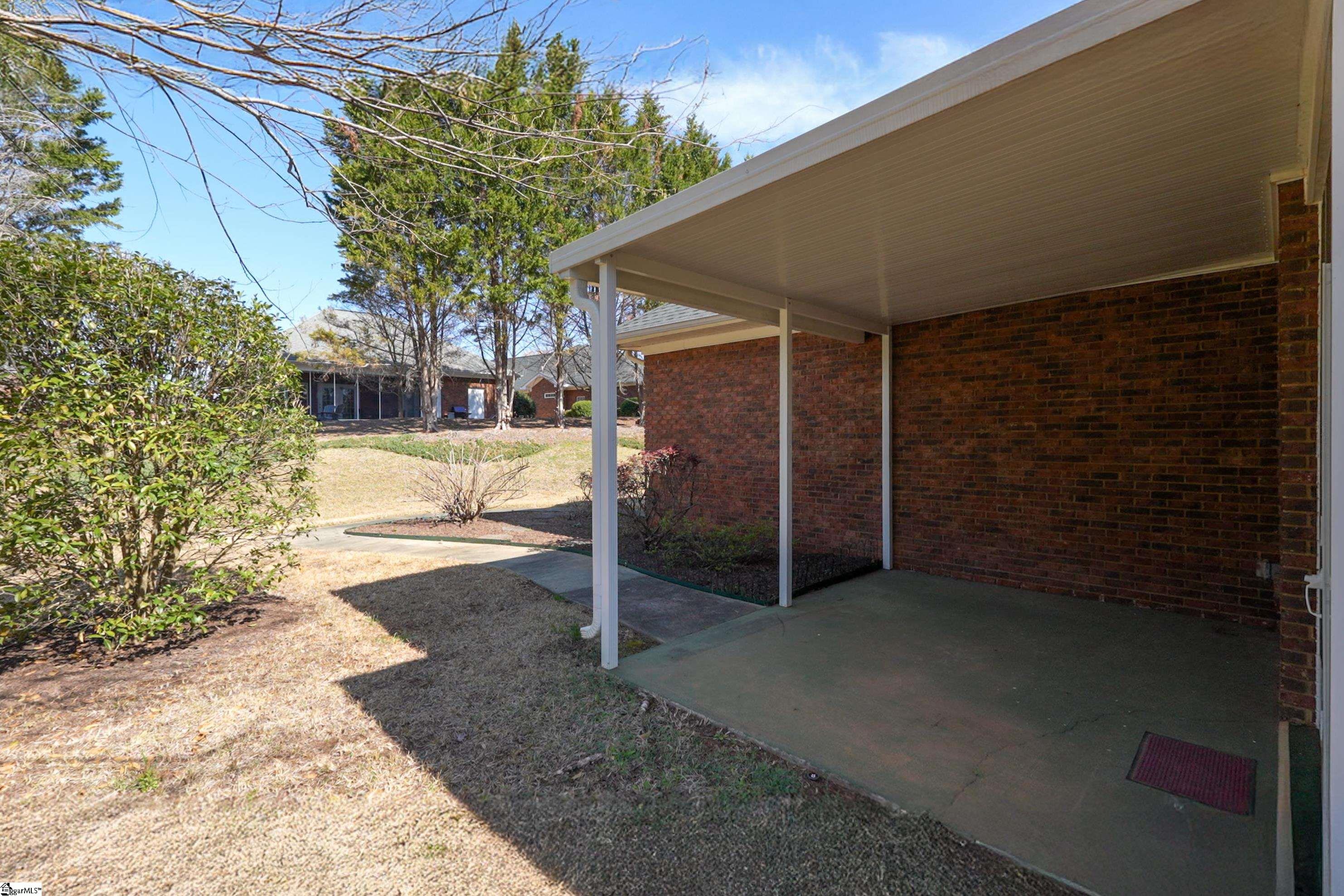 204 Steepleton Way Seneca, SC 29672
