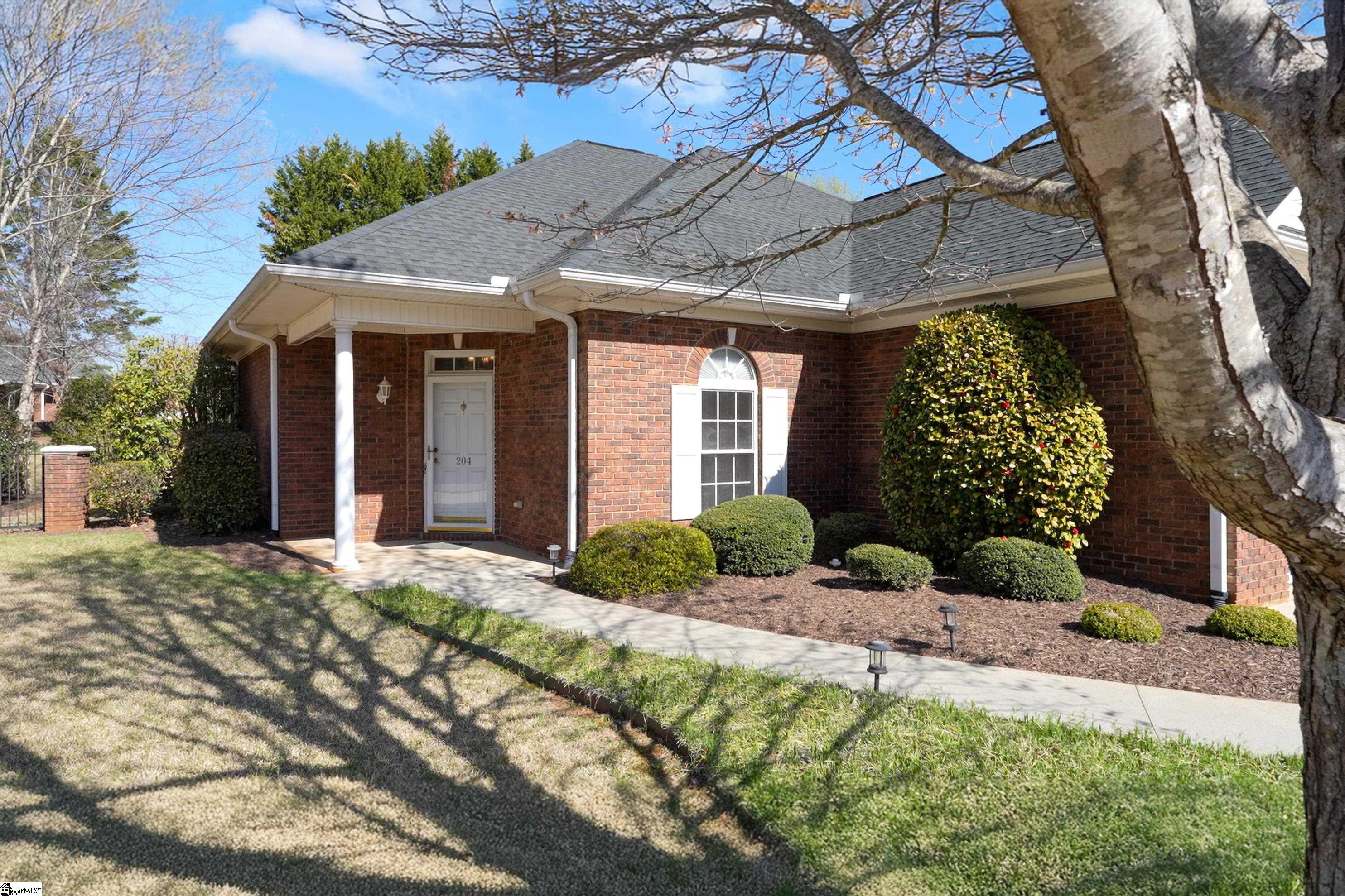 204 Steepleton Way Seneca, SC 29672