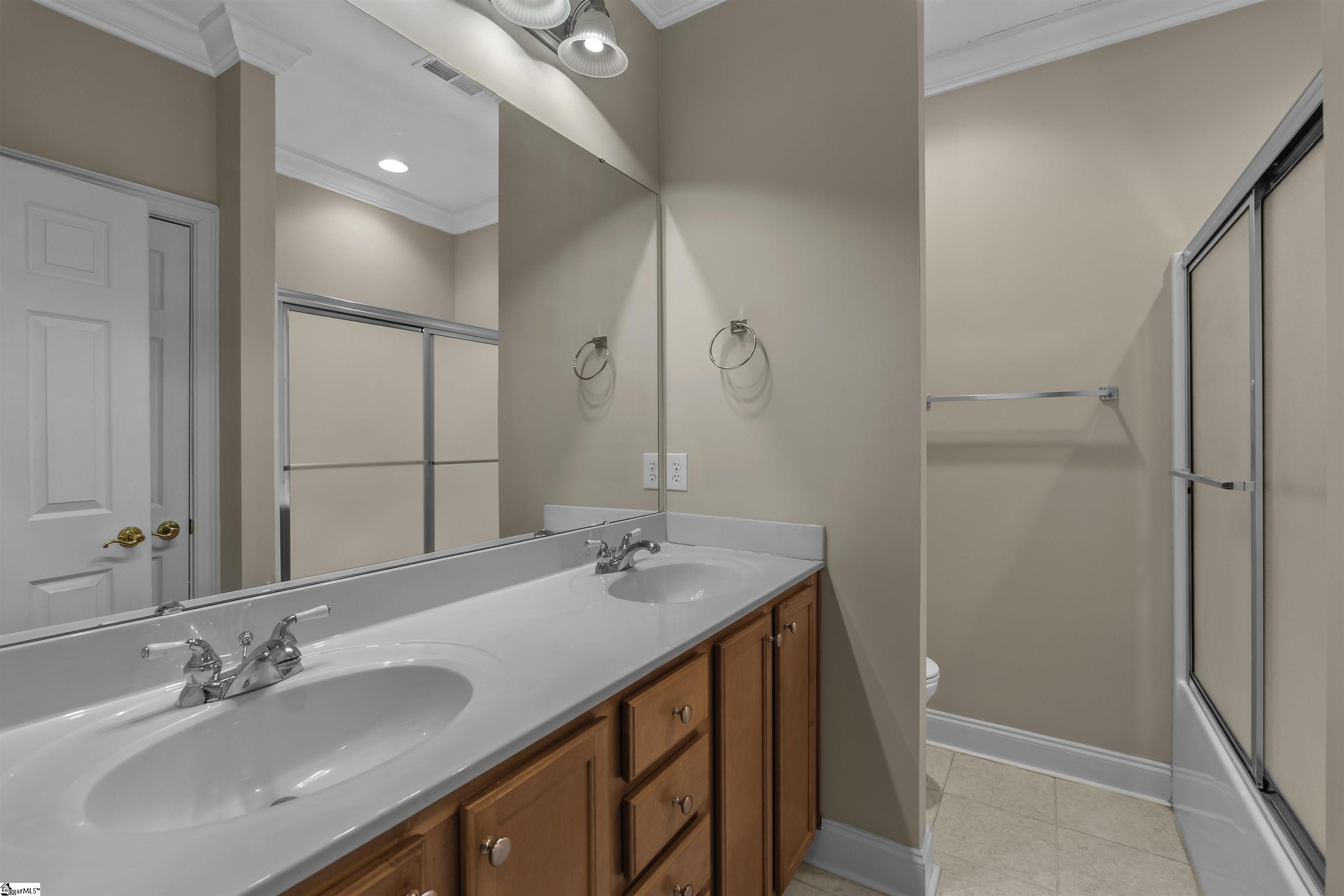 204 Steepleton Way Seneca, SC 29672