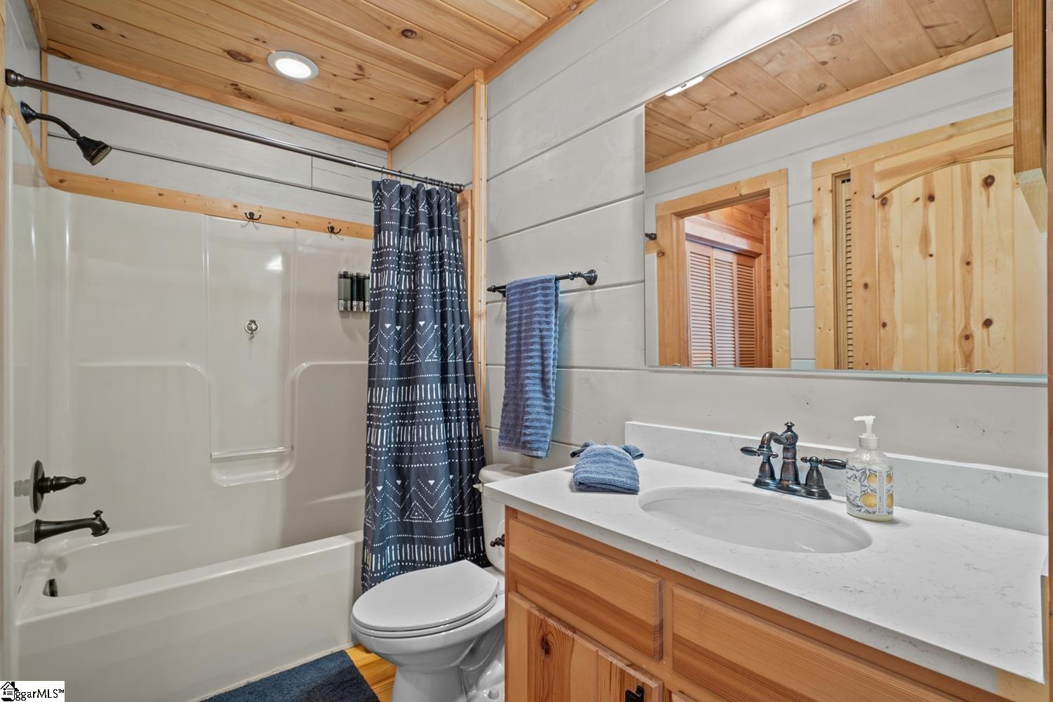 128 Hickory Cove Road Seneca, SC 29672