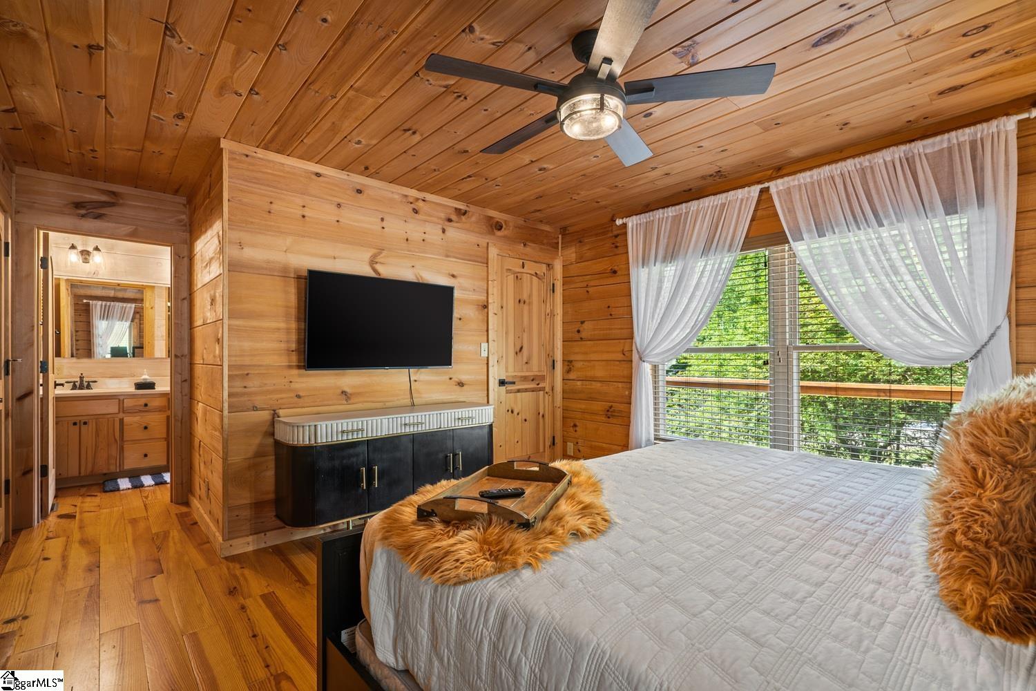 128 Hickory Cove Road Seneca, SC 29672