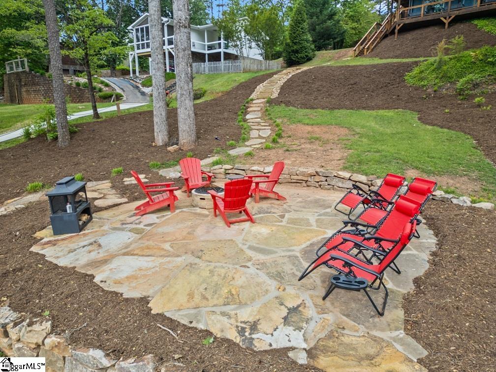 128 Hickory Cove Road Seneca, SC 29672