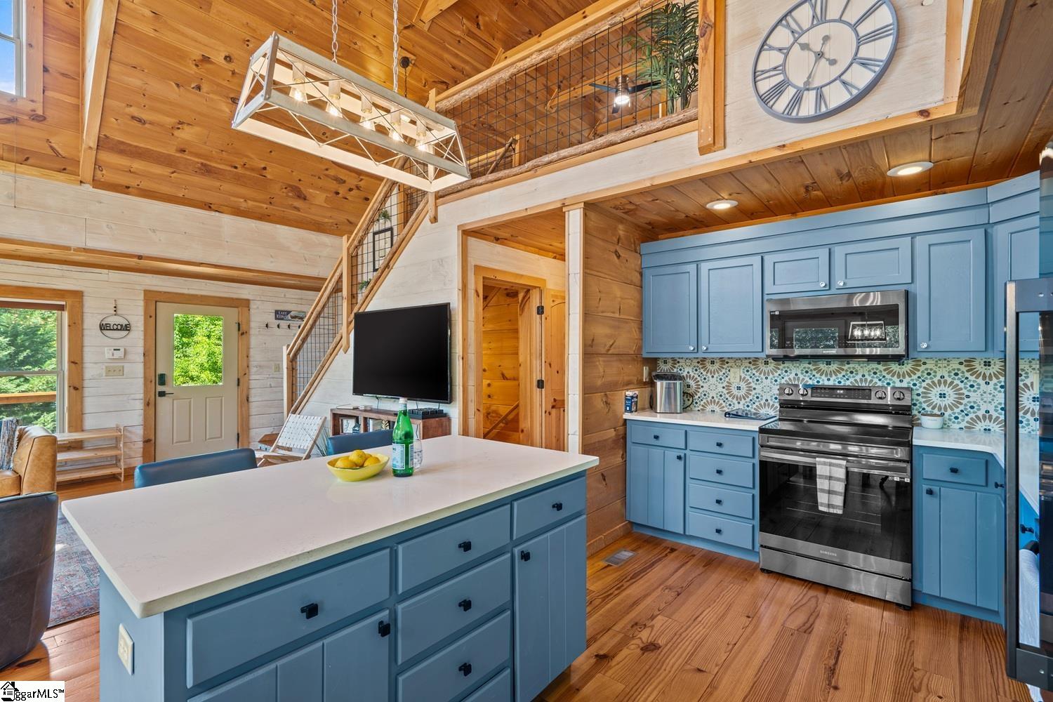 128 Hickory Cove Road Seneca, SC 29672