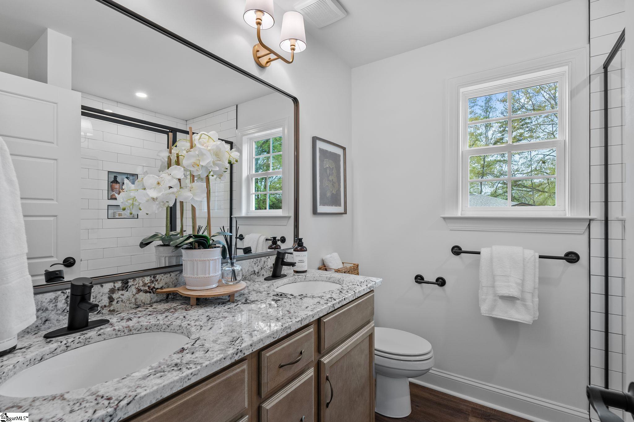28 Apopka Avenue Greenville, SC 29609