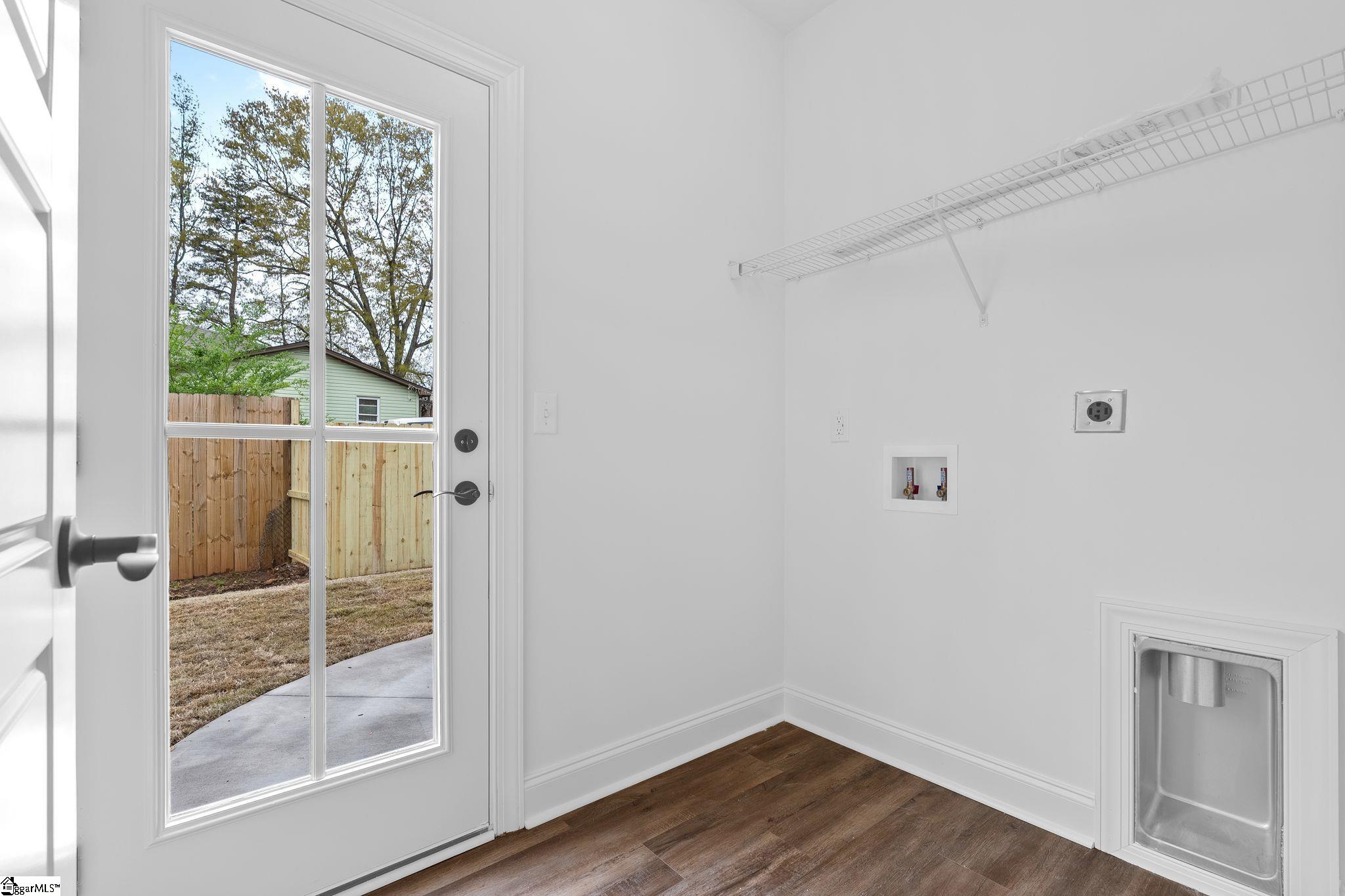 28 Apopka Avenue Greenville, SC 29609