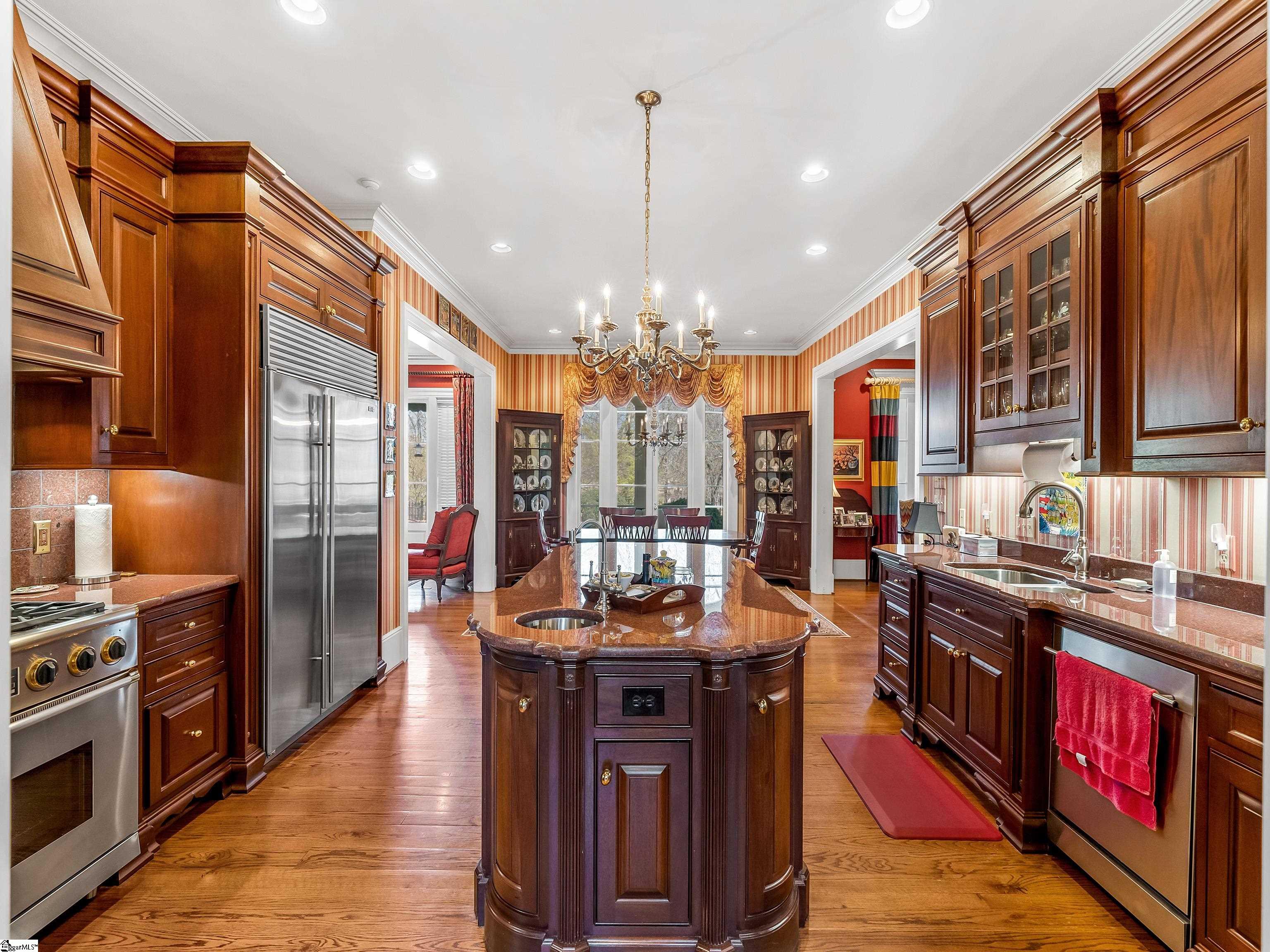 1912 Roe Ford Road Greenville, SC 29617