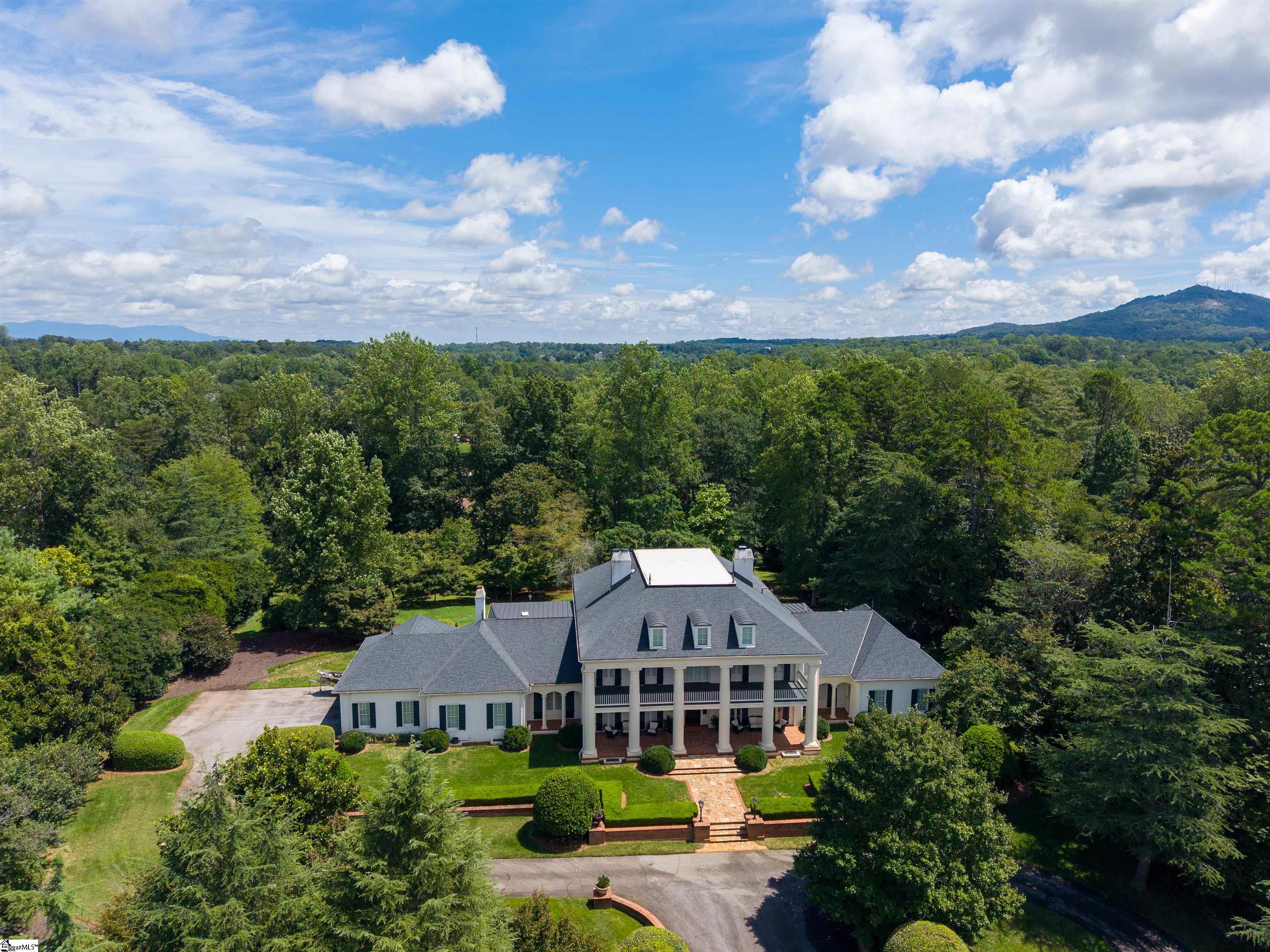 1912 Roe Ford Road Greenville, SC 29617