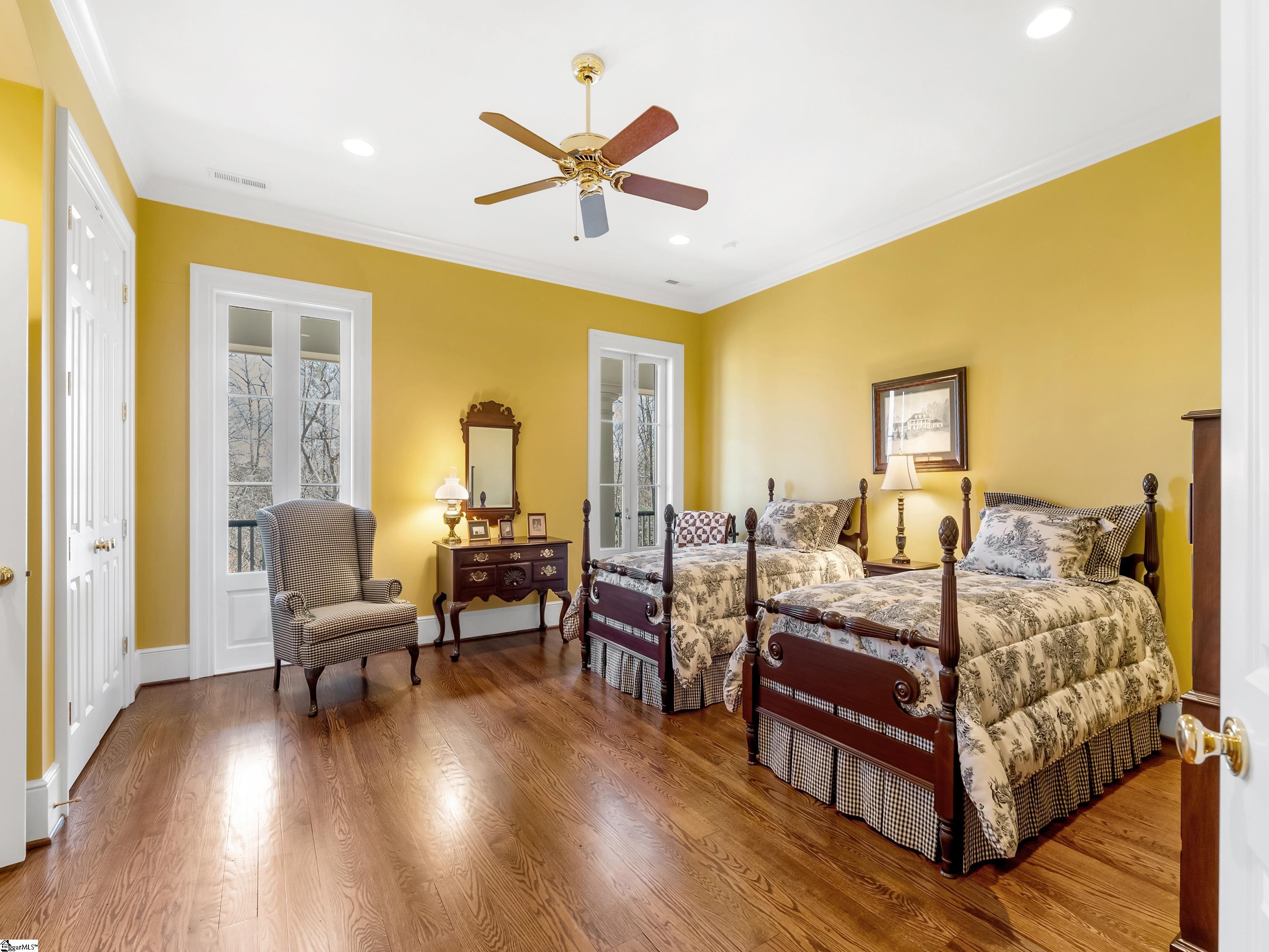 1912 Roe Ford Road Greenville, SC 29617
