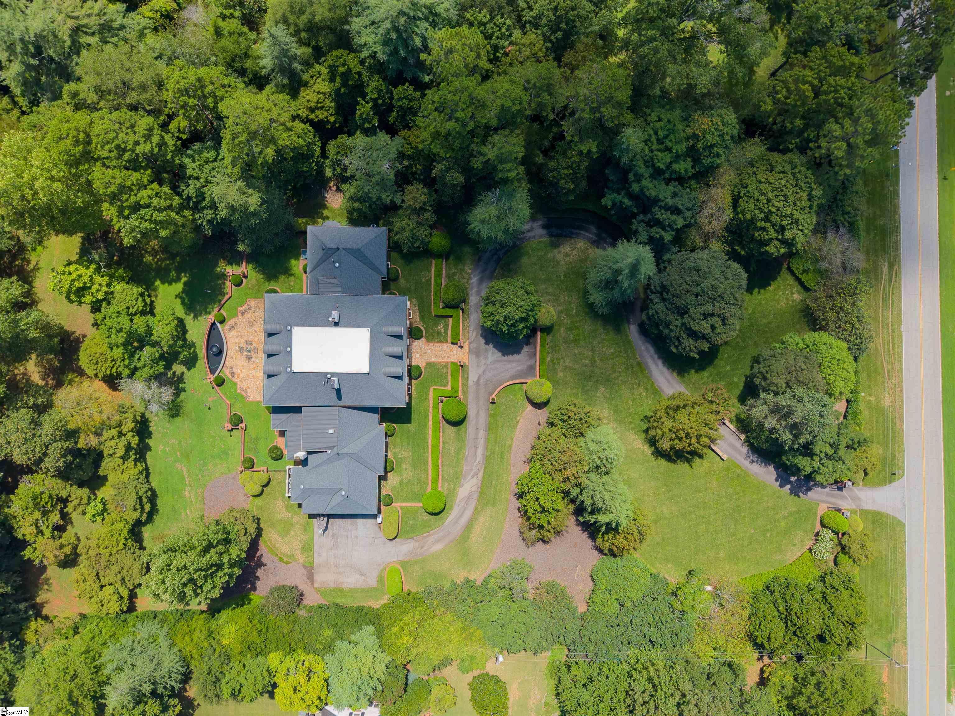 1912 Roe Ford Road Greenville, SC 29617