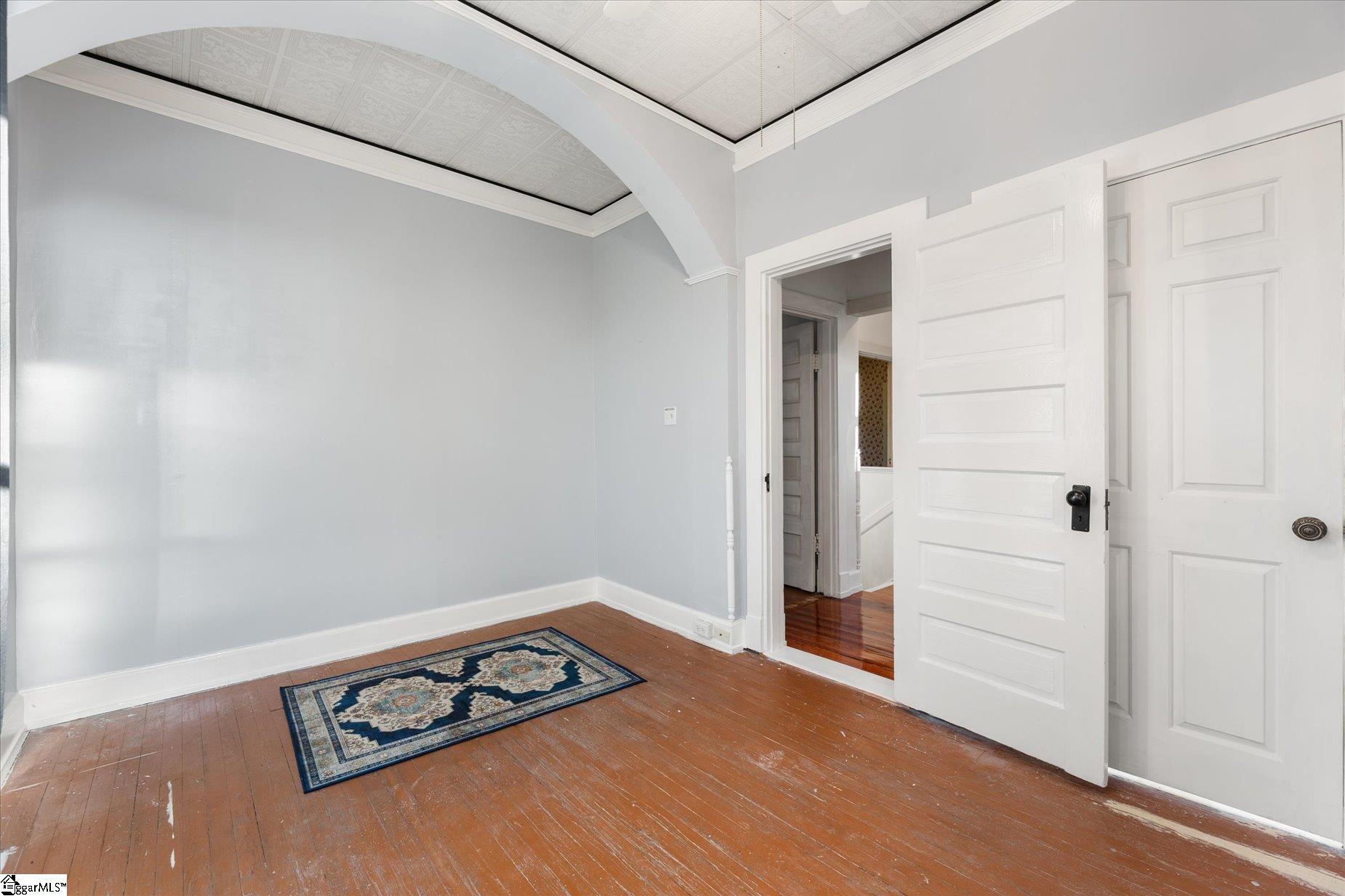 222 E Creswell Avenue Greenwood, SC 29646