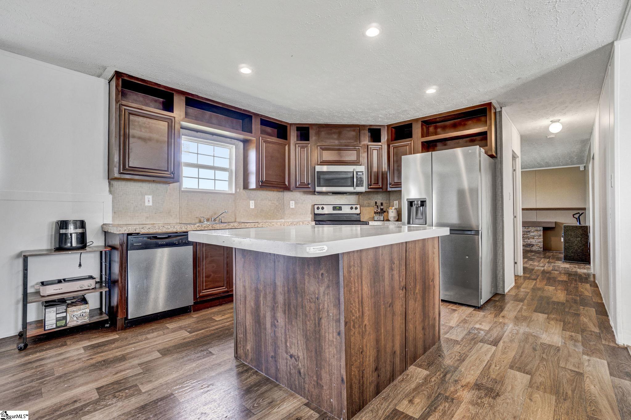 4600 Peachtree Road Chesnee, SC 29323