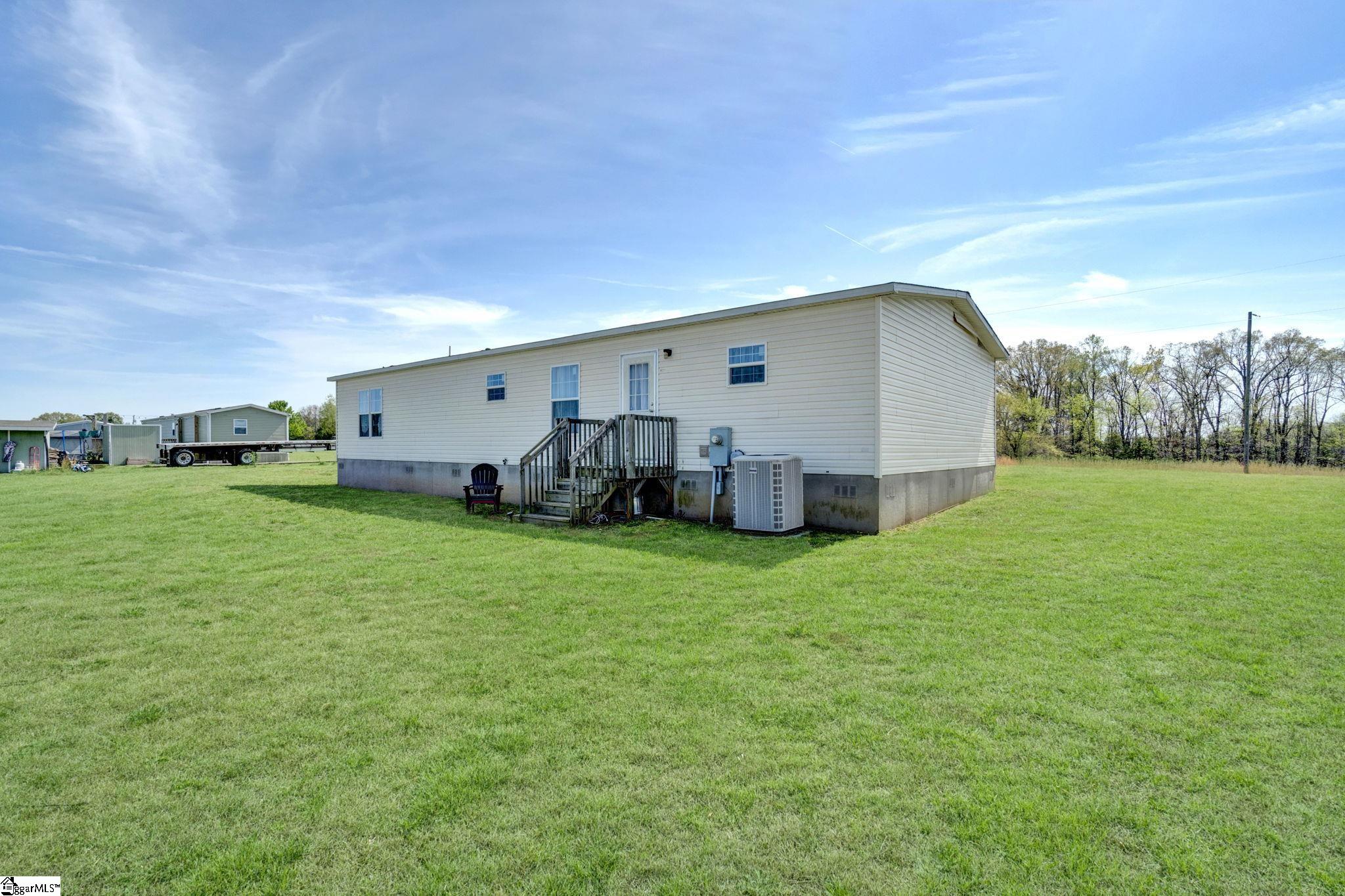 4600 Peachtree Road Chesnee, SC 29323
