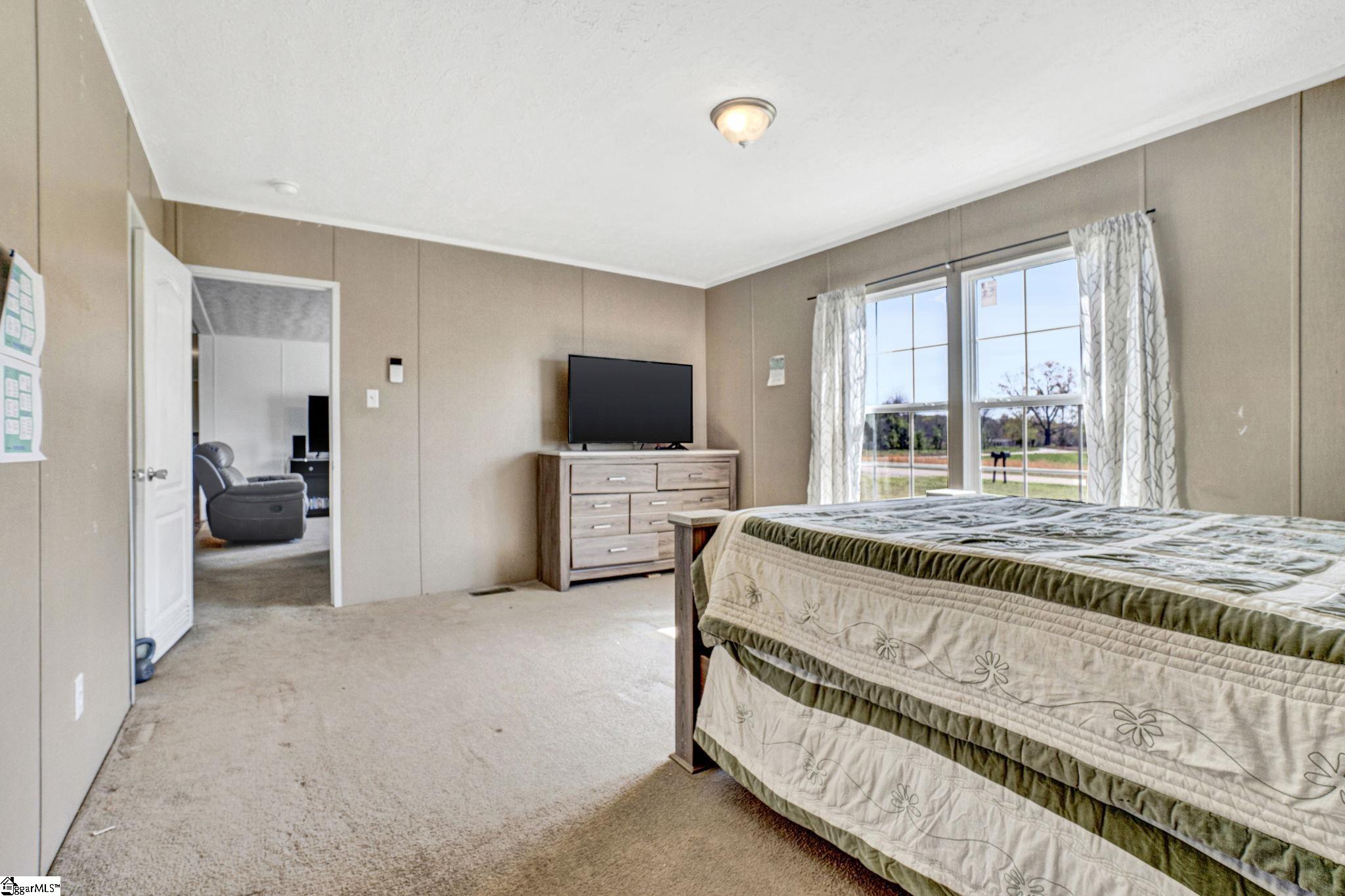 4600 Peachtree Road Chesnee, SC 29323