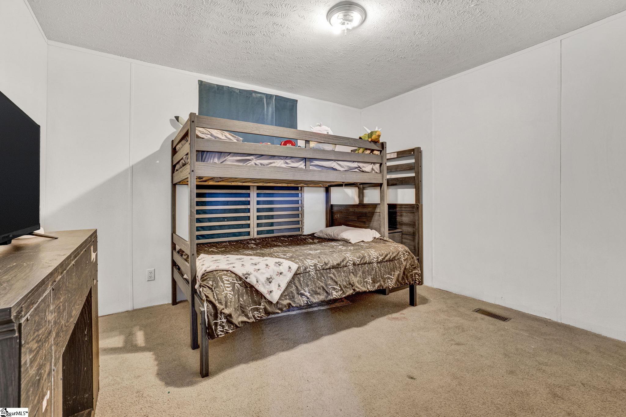4600 Peachtree Road Chesnee, SC 29323